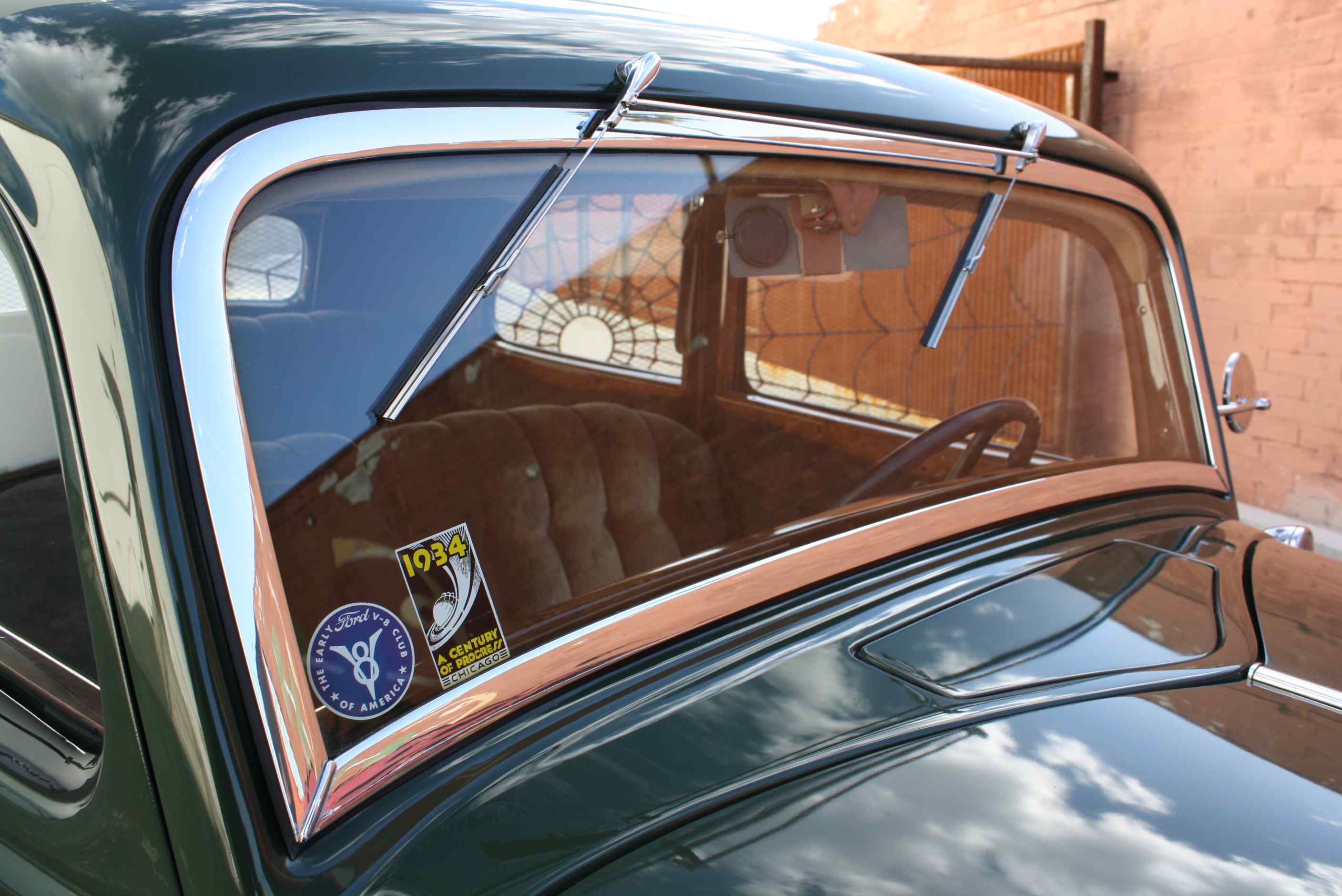 1934 Ford Deluxe Victoria
