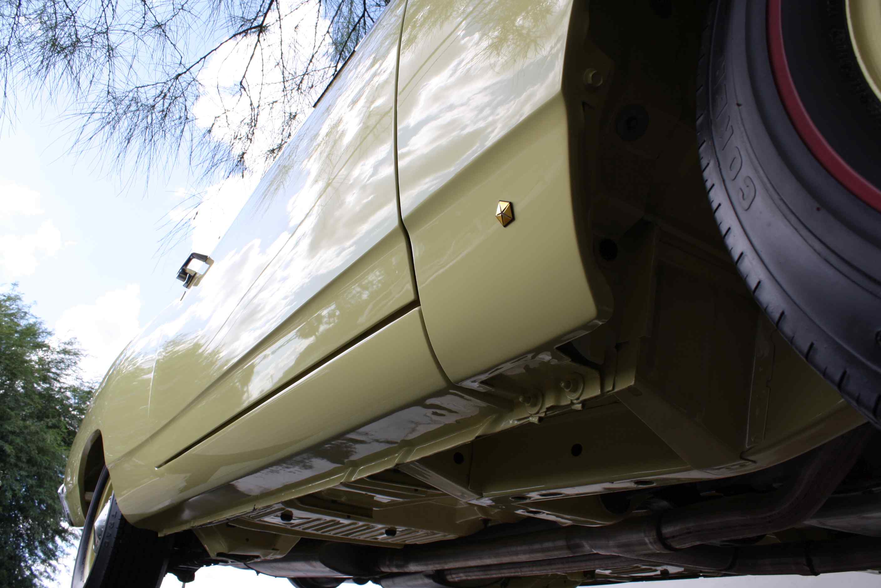 1969 Plymouth Hemi Roadrunner