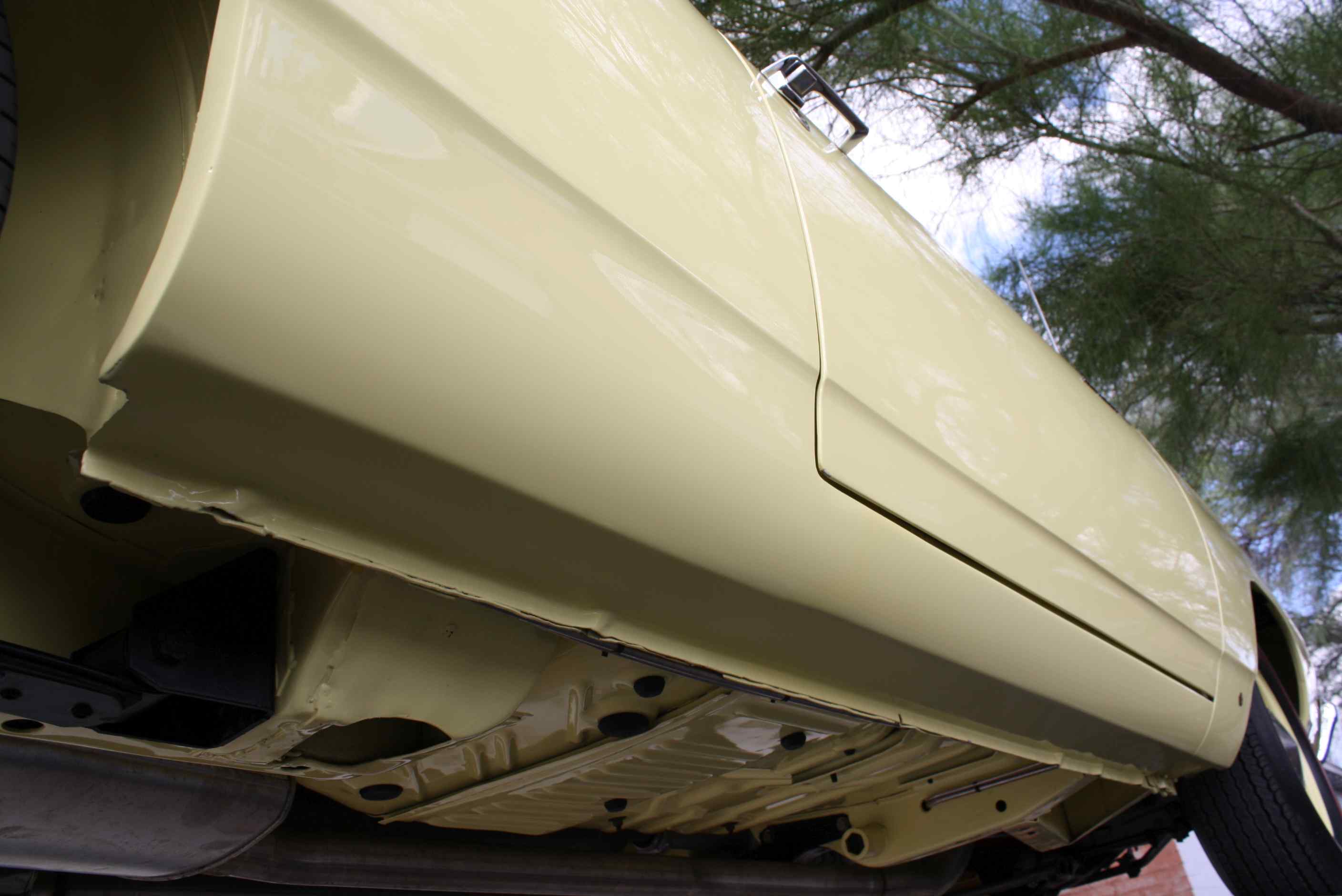 1969 Plymouth Hemi Roadrunner