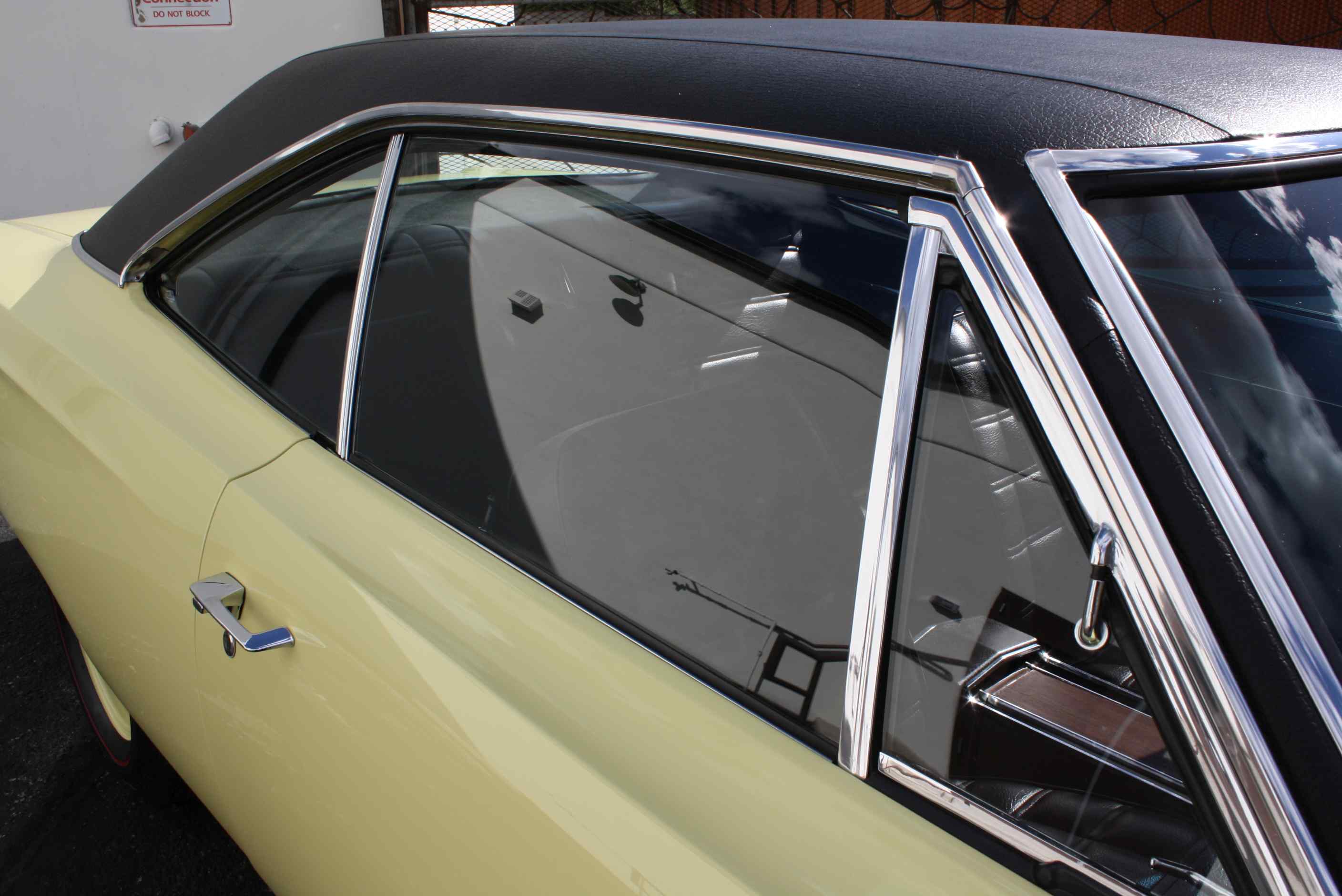 1969 Plymouth Hemi Roadrunner