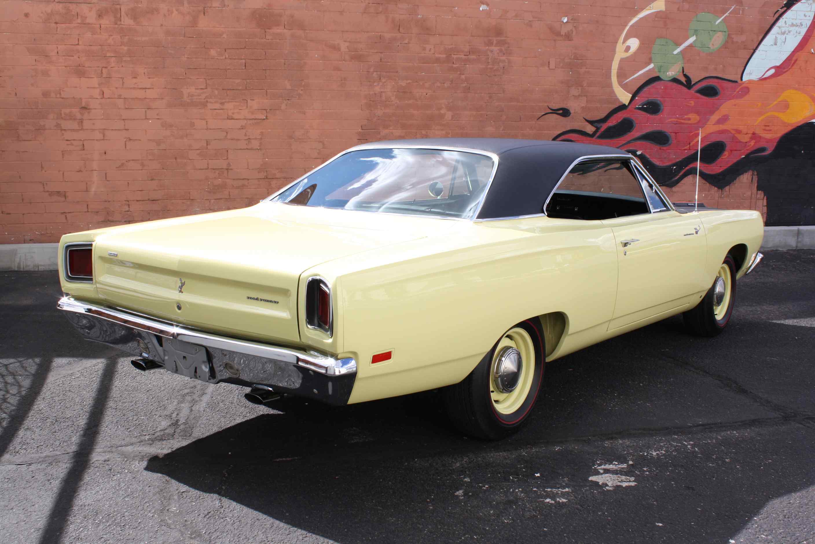 1969 Plymouth Hemi Roadrunner