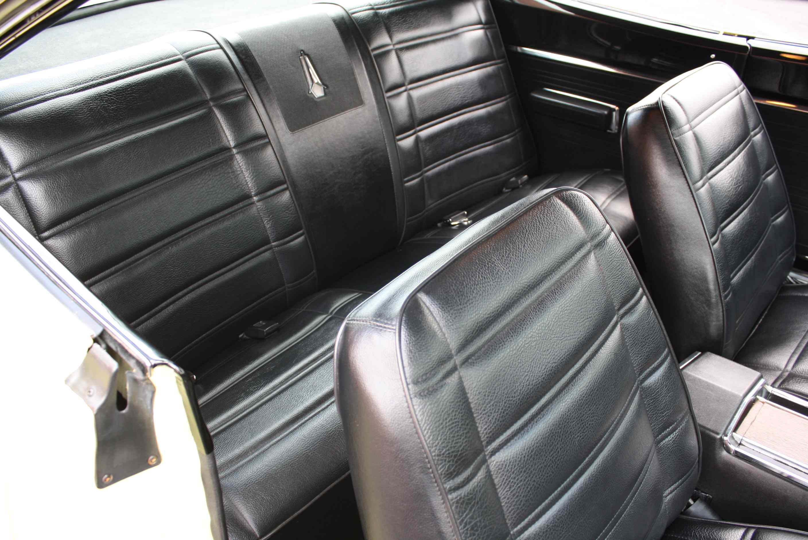 1969 Plymouth Hemi Roadrunner