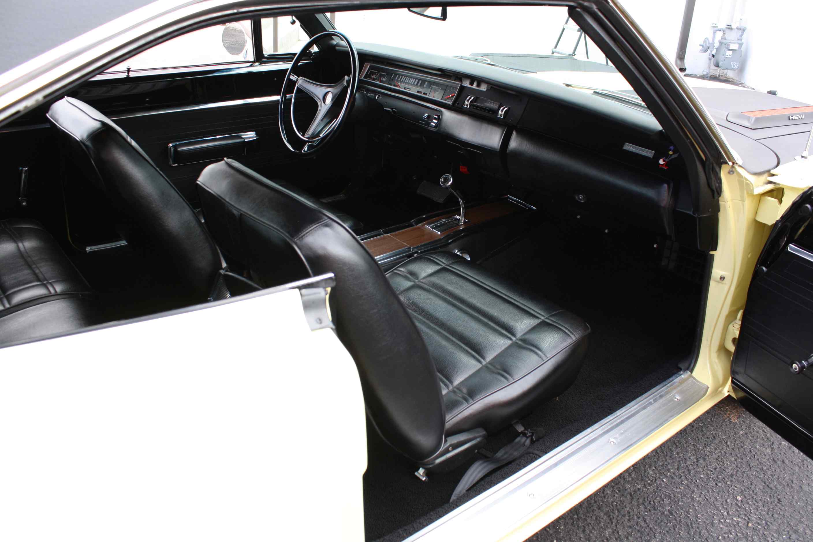 1969 Plymouth Hemi Roadrunner