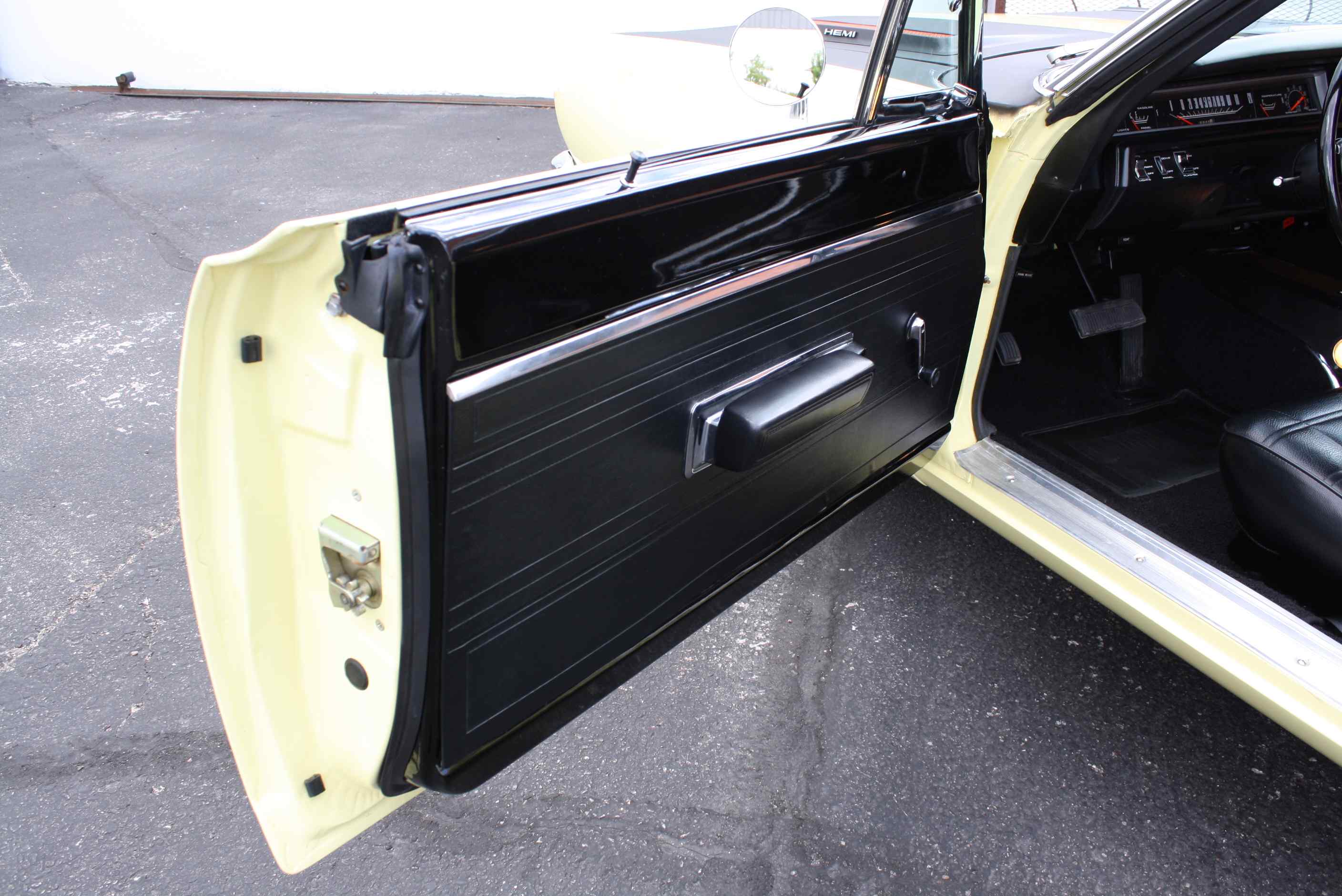 1969 Plymouth Hemi Roadrunner