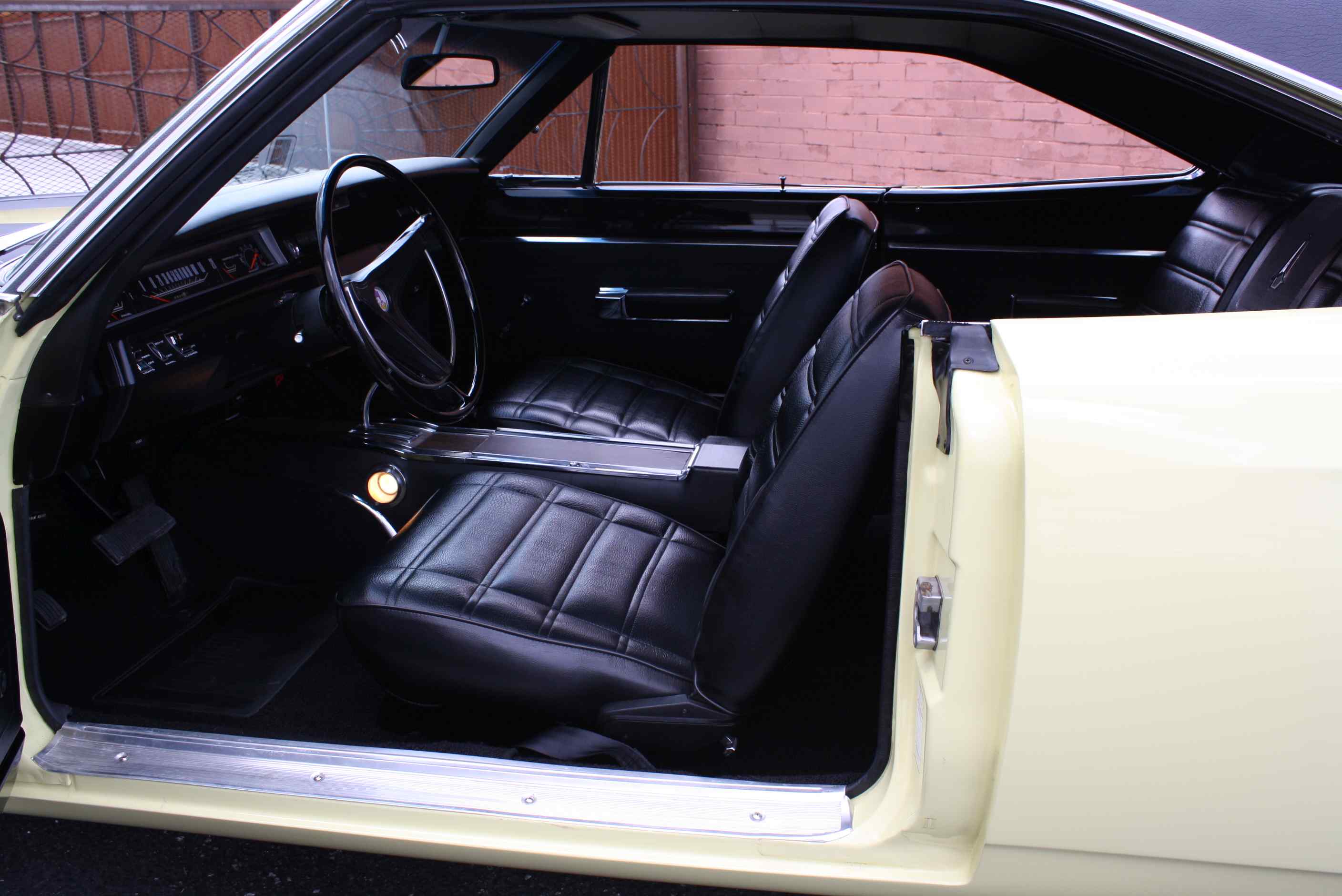 1969 Plymouth Hemi Roadrunner