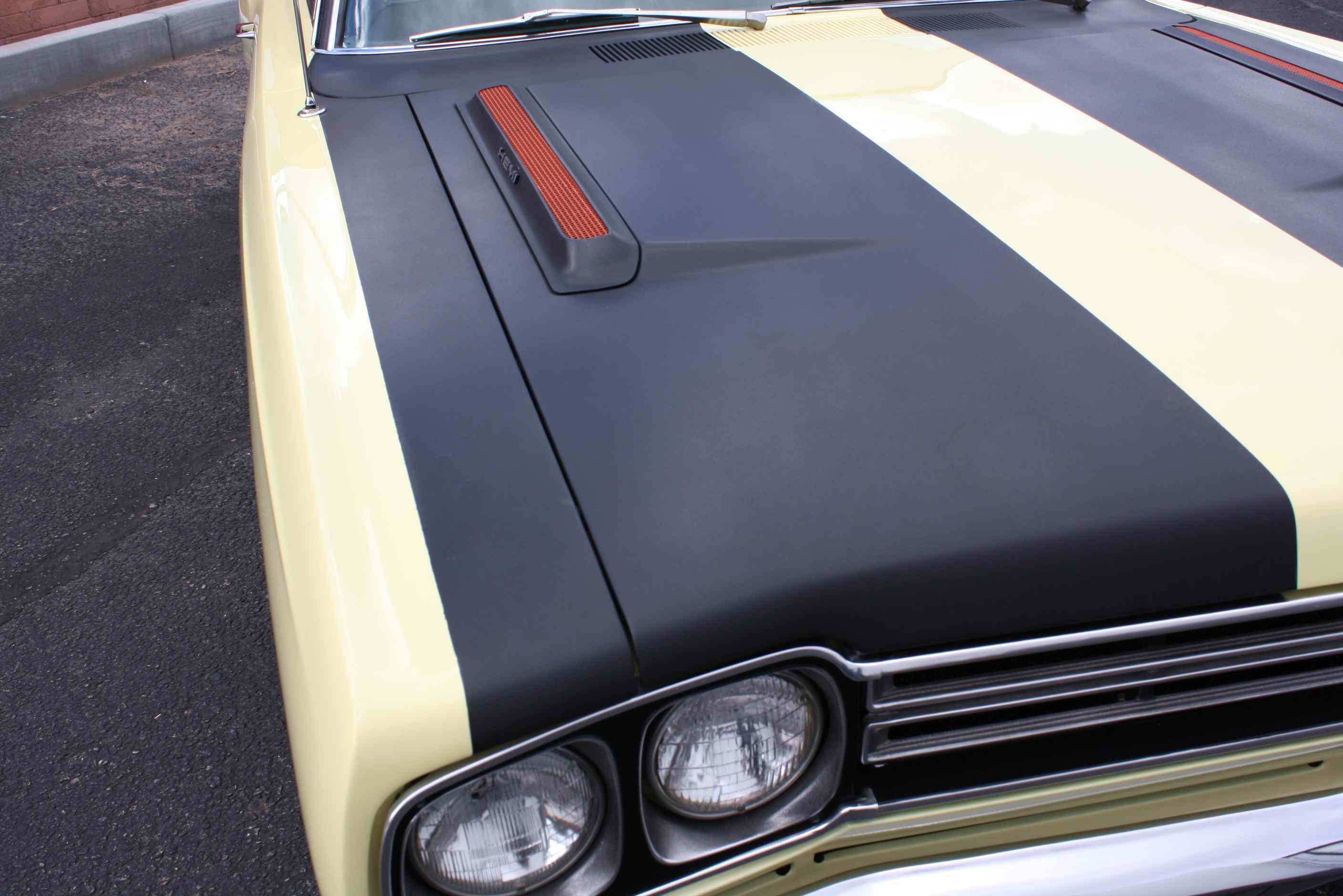 1969 Plymouth Hemi Roadrunner