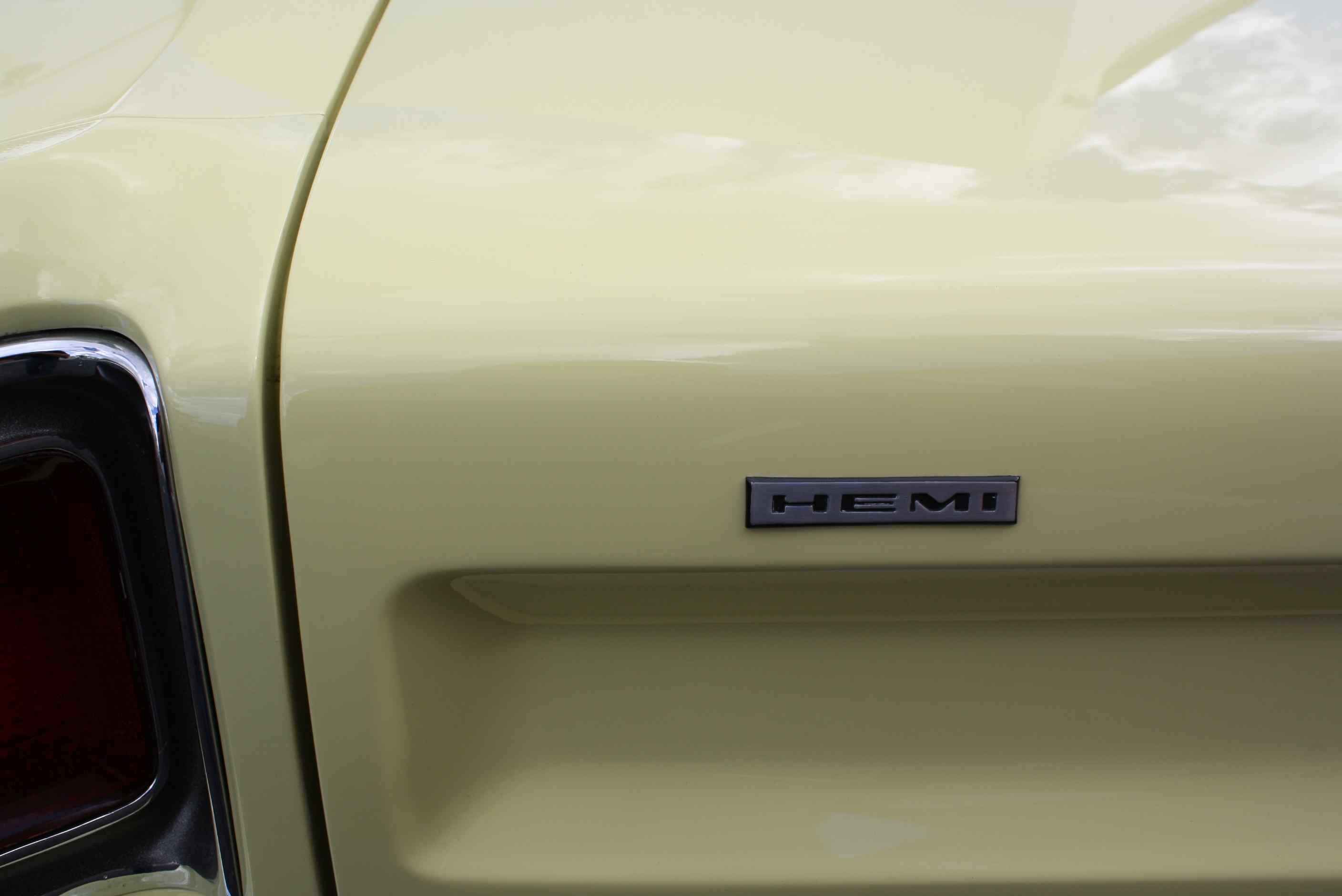 1969 Plymouth Hemi Roadrunner