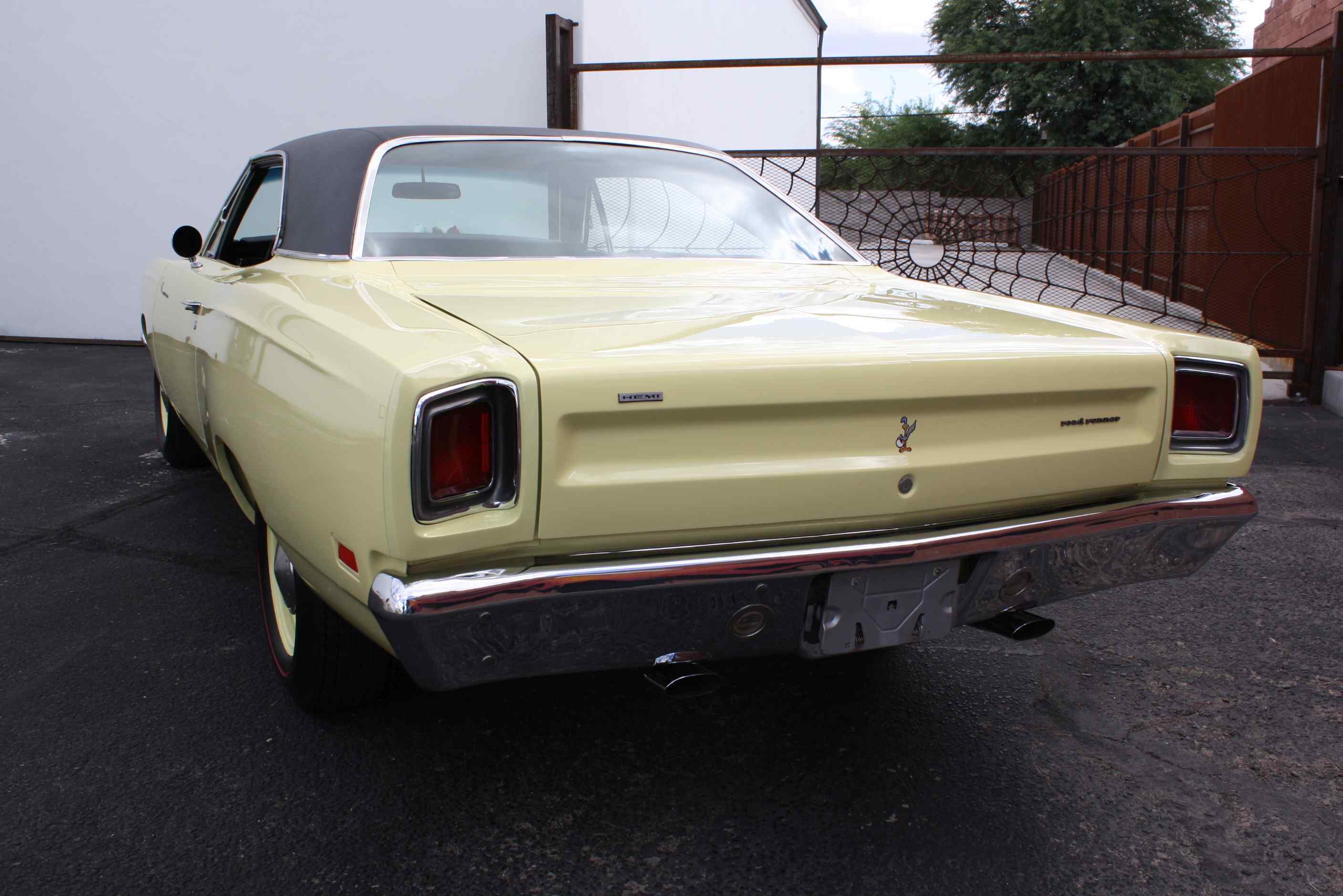 1969 Plymouth Hemi Roadrunner