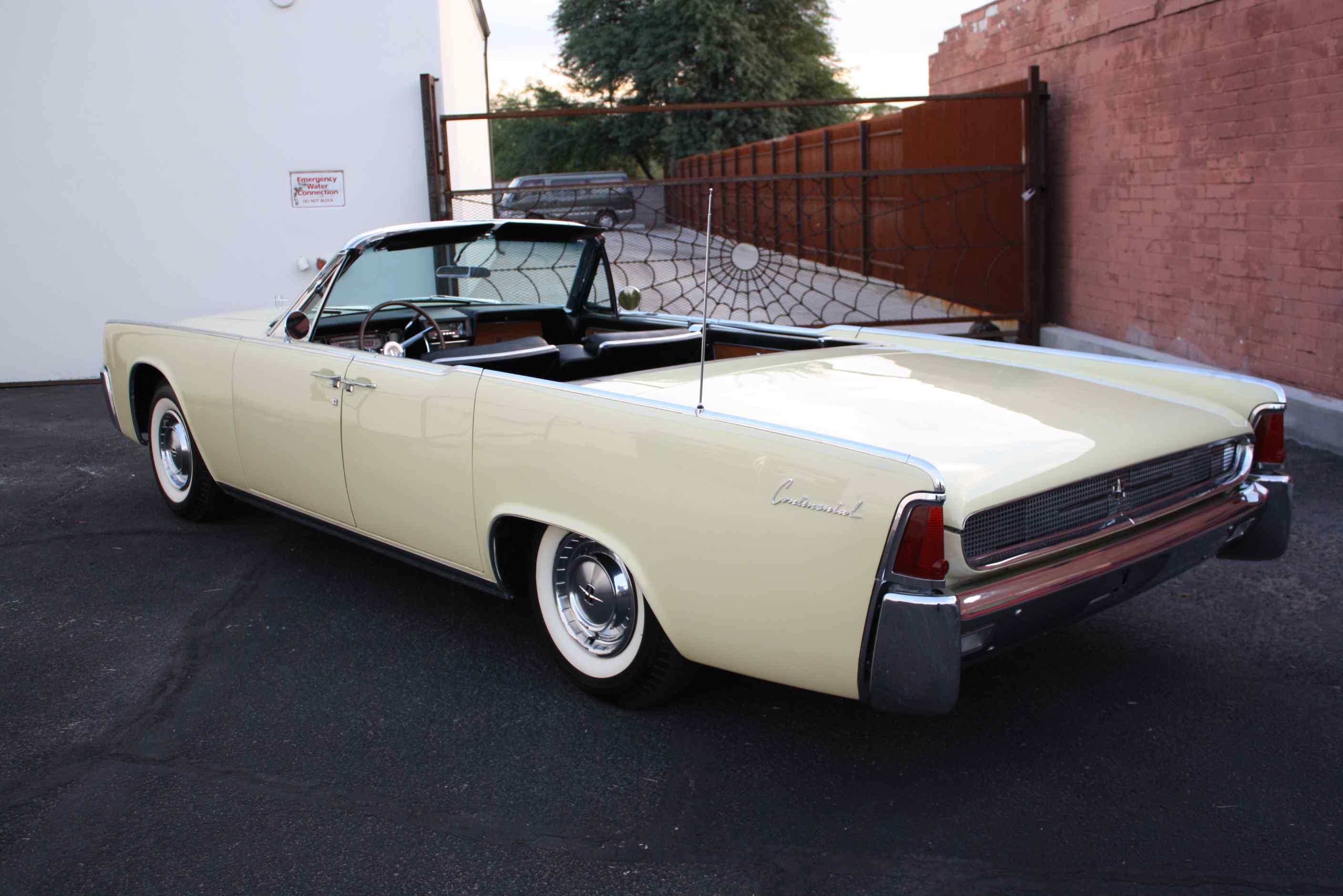 1961 Lincoln Continental Convertible