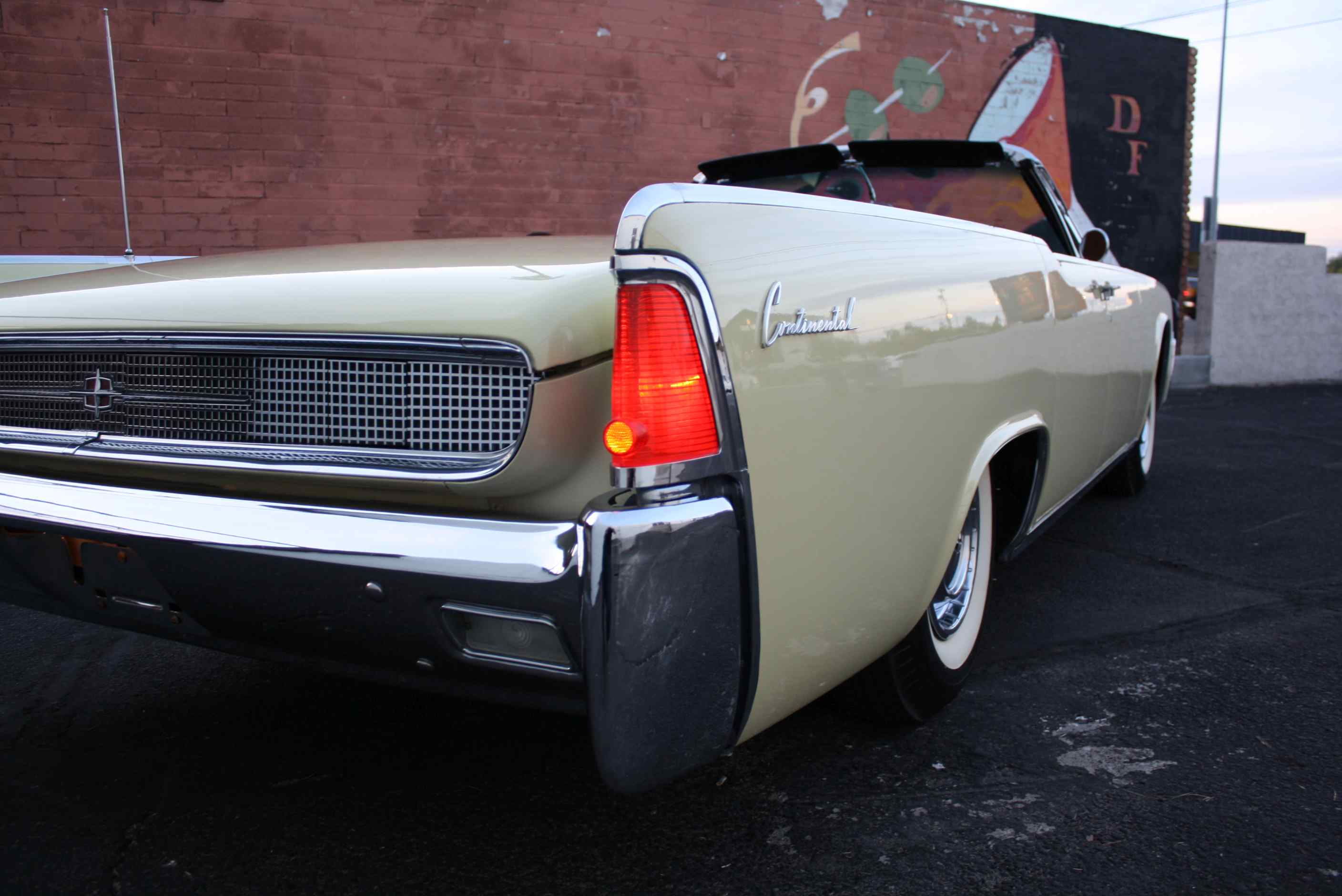1961 Lincoln Continental Convertible