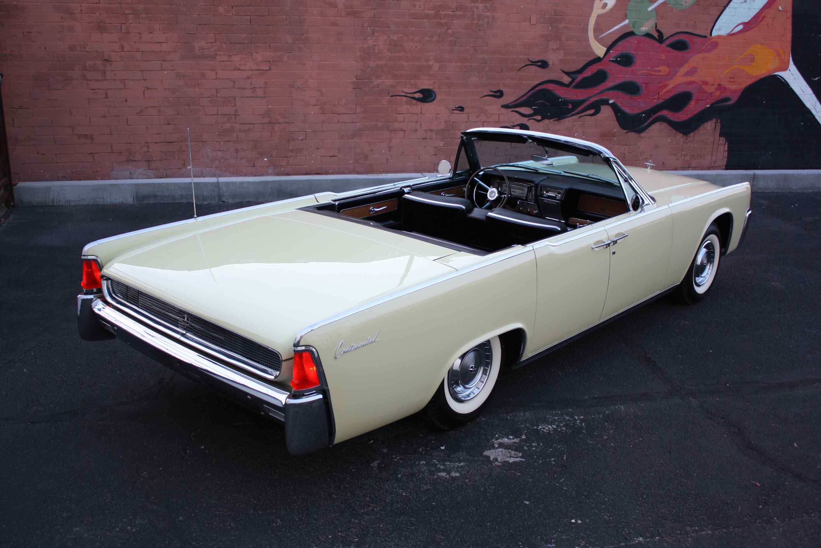 1961 Lincoln Continental Convertible