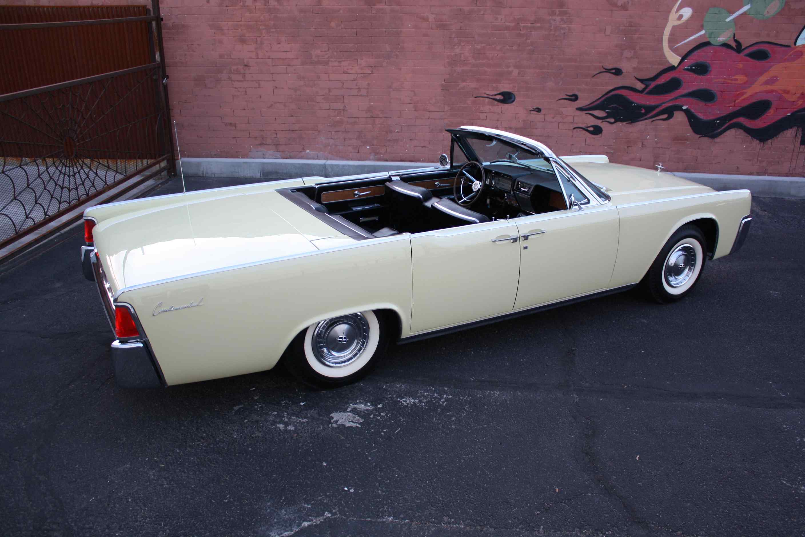 1961 Lincoln Continental Convertible