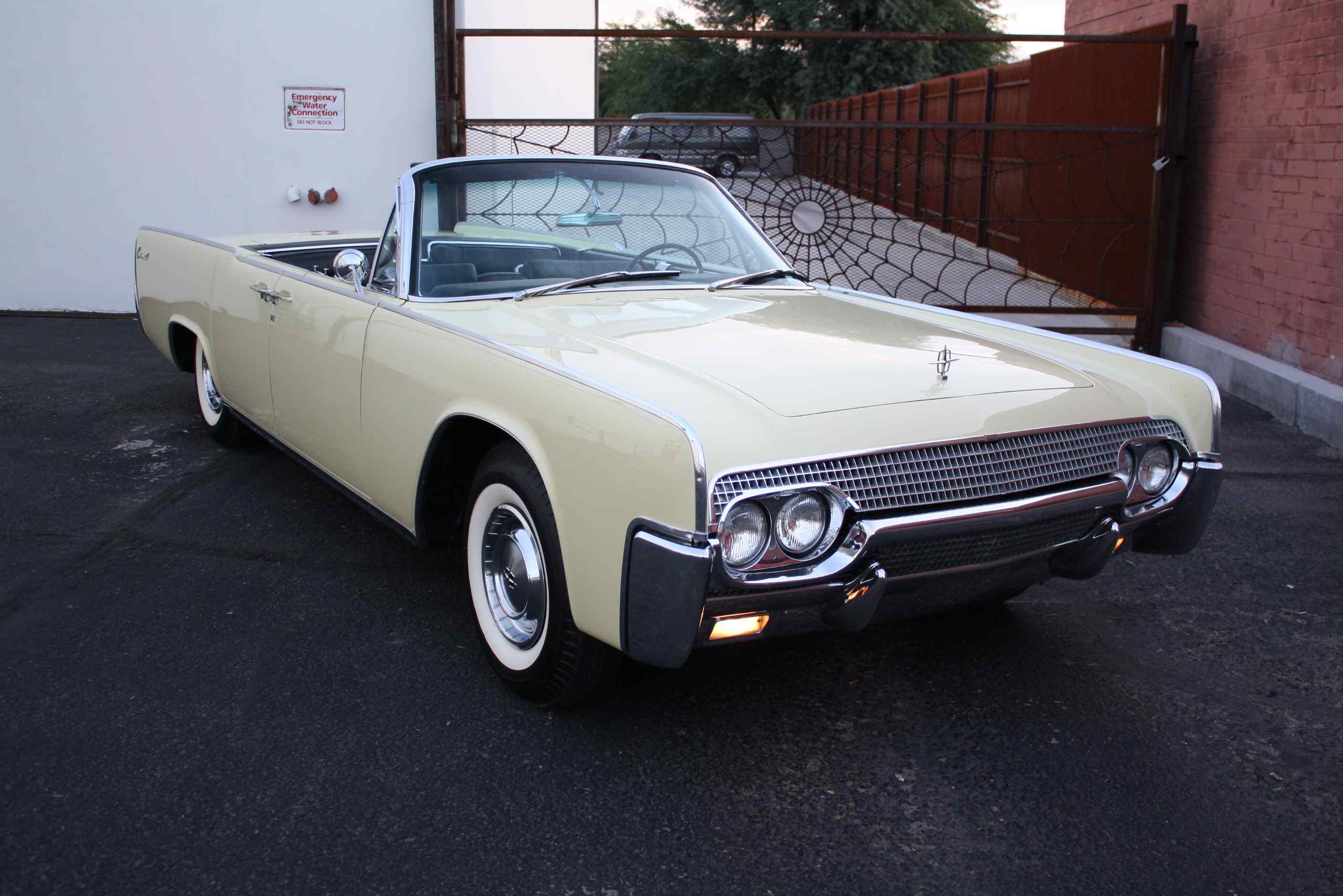 1961 Lincoln Continental Convertible