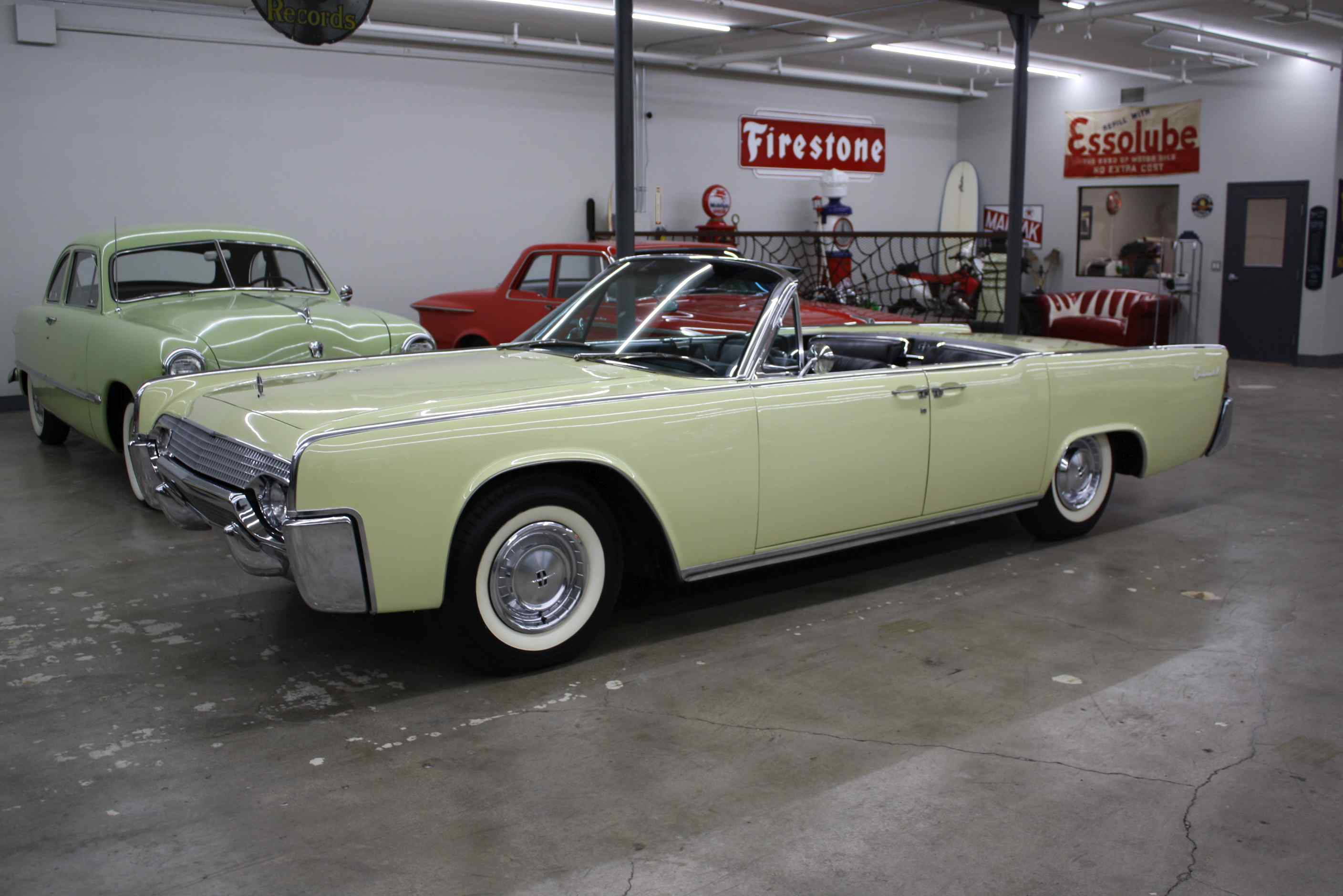 1961 Lincoln Continental Convertible