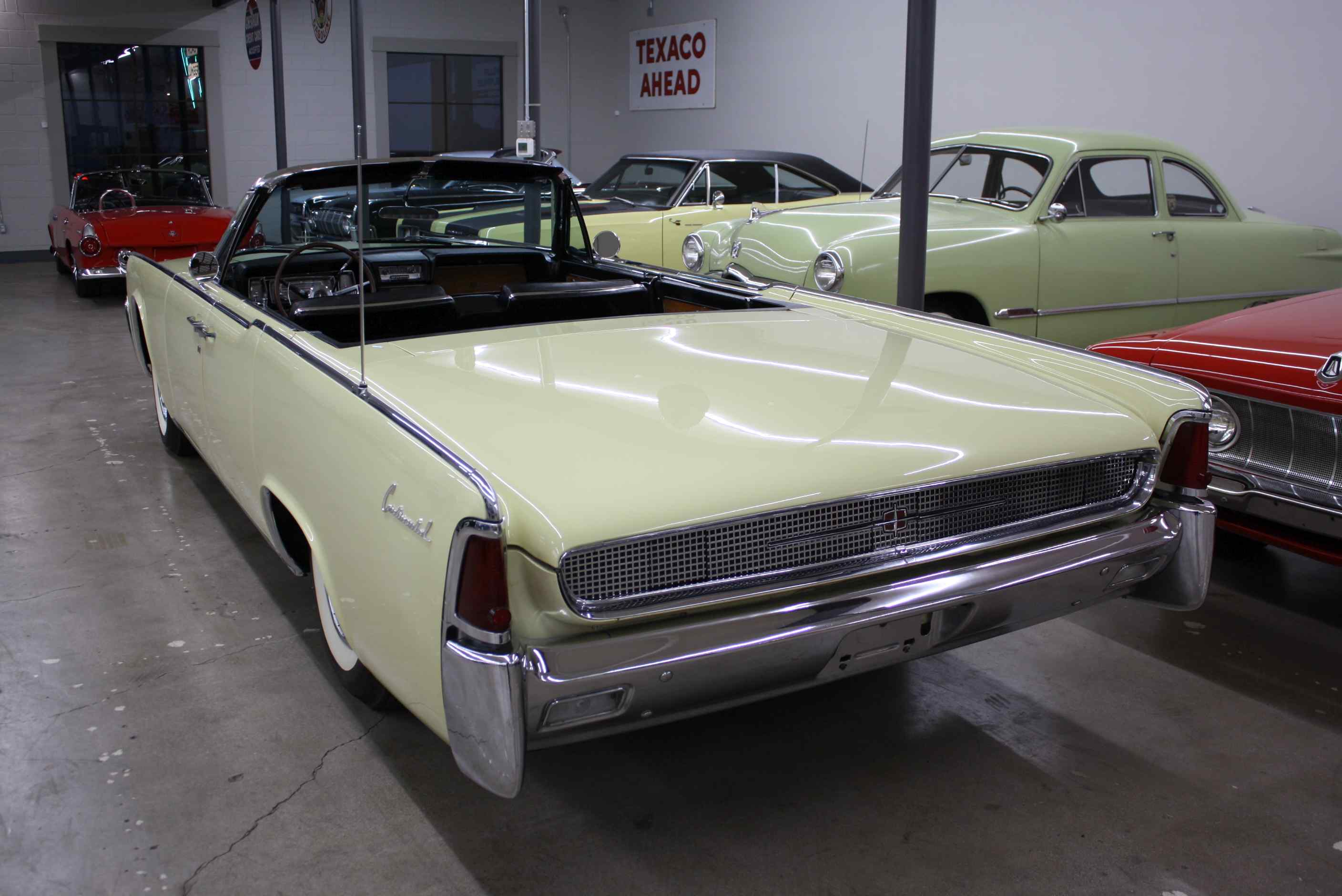 1961 Lincoln Continental Convertible