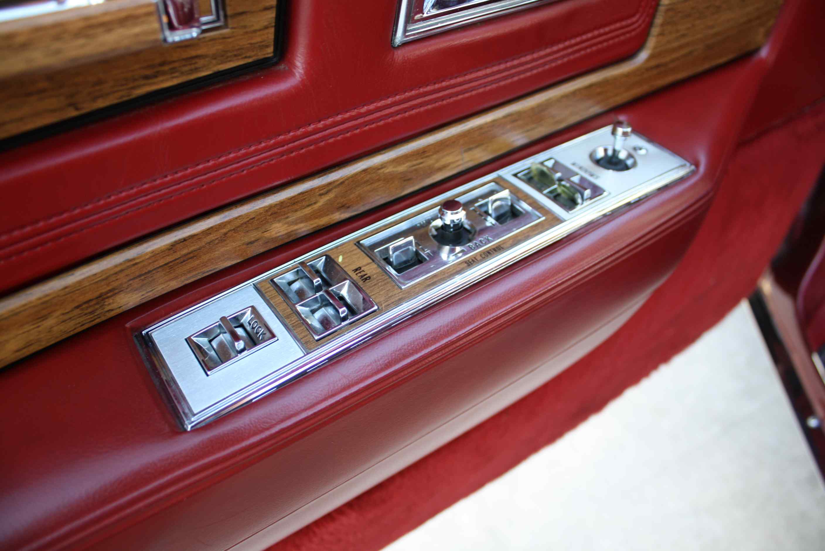 1985 Cadillac Eldorado Biarritz Convertible