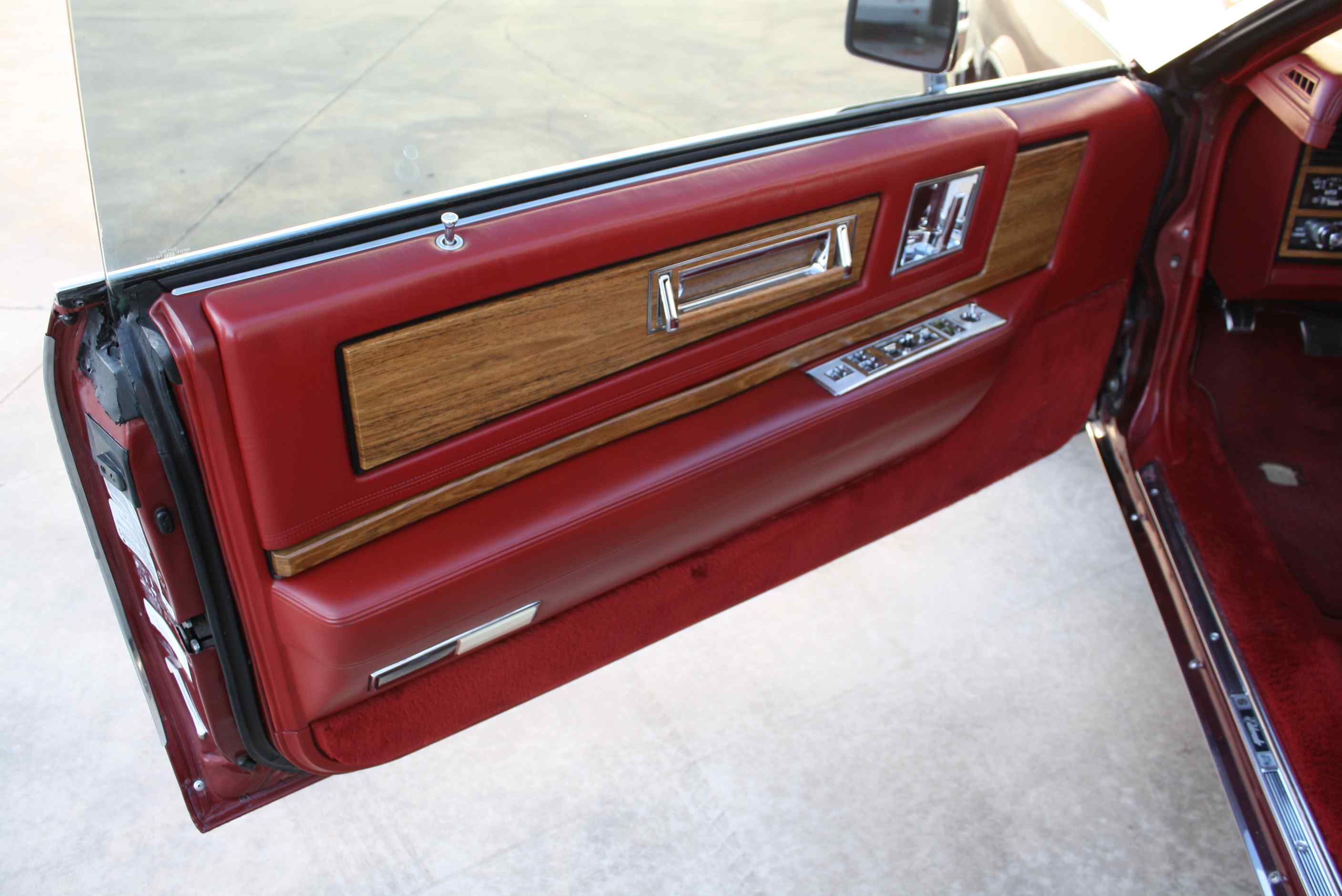 1985 Cadillac Eldorado Biarritz Convertible