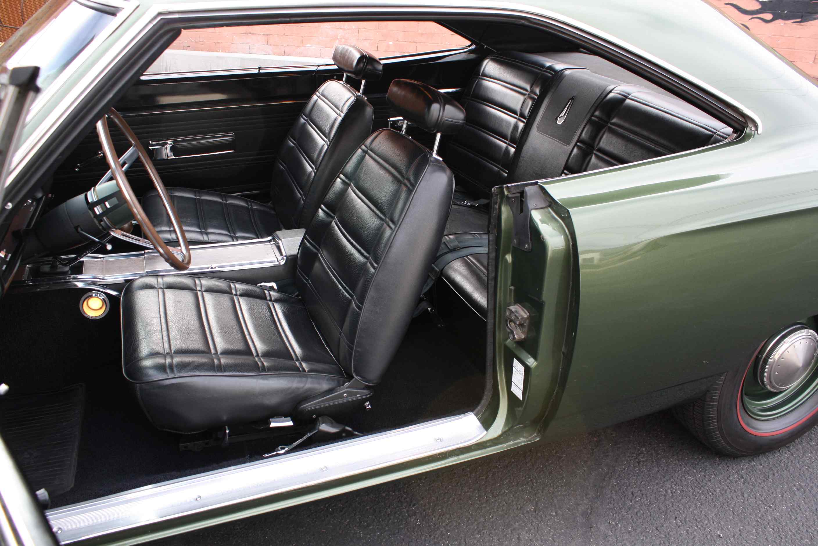 1969 Hemi Roadrunner