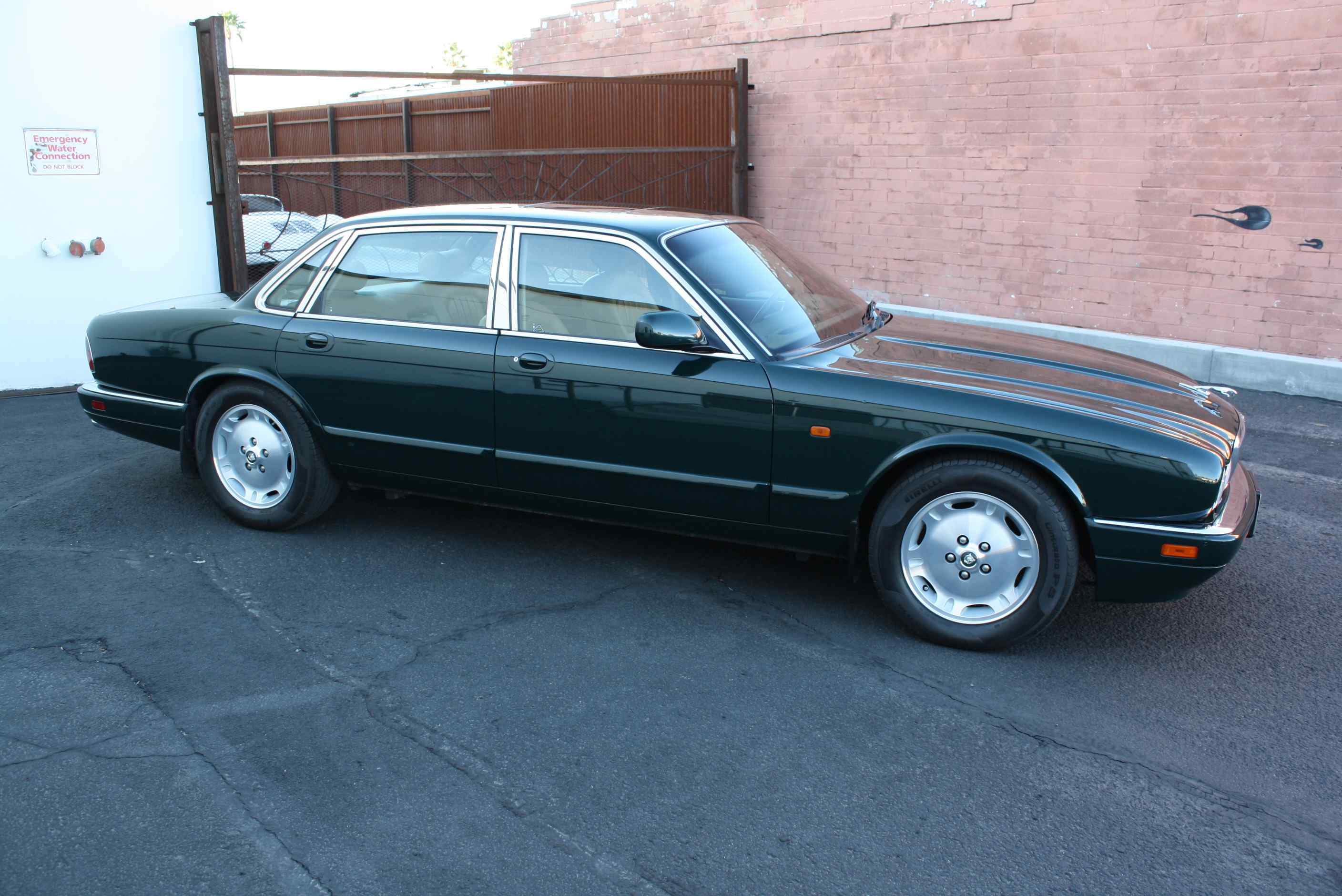 1995 Jaguar XJ6