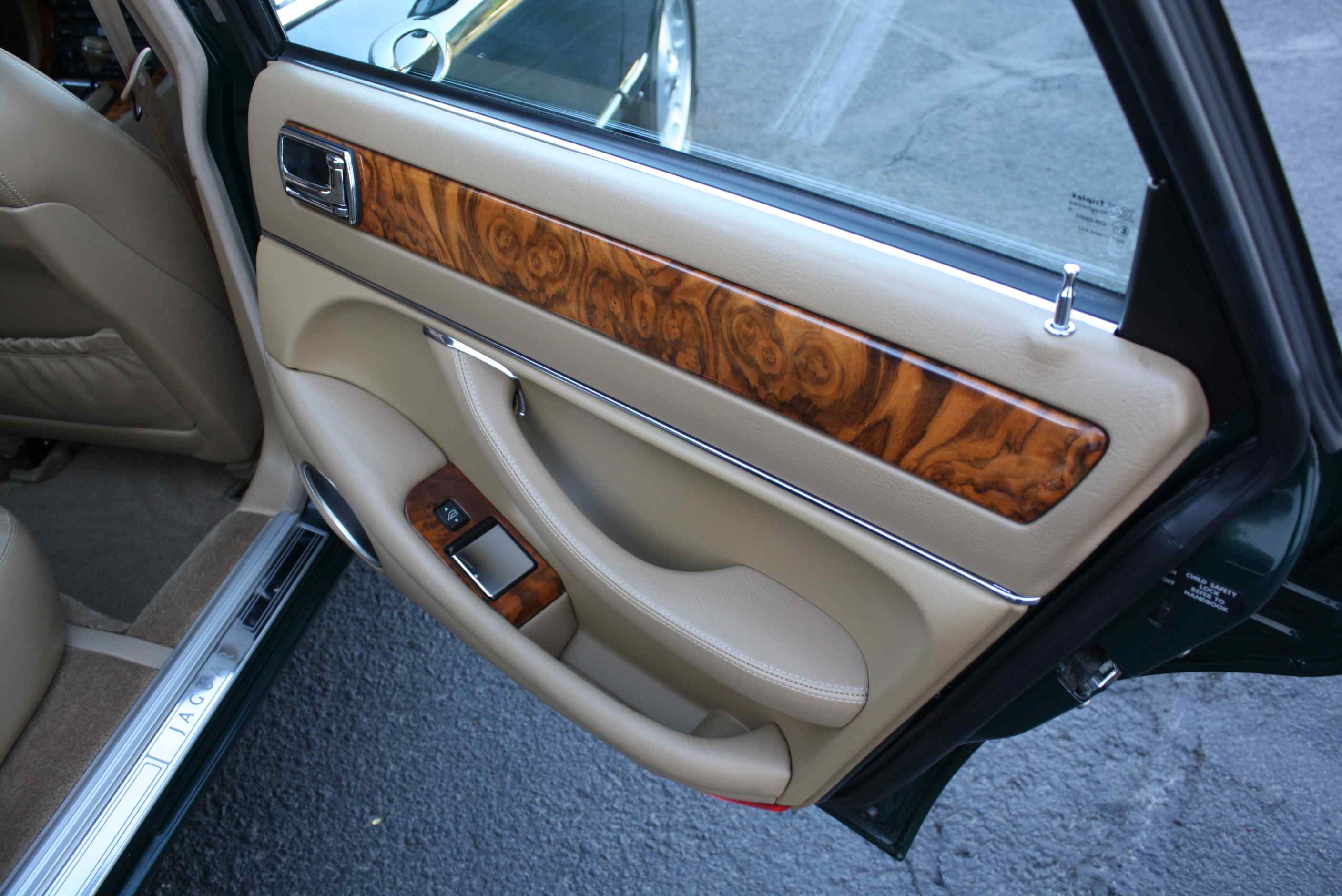 1995 Jaguar XJ6