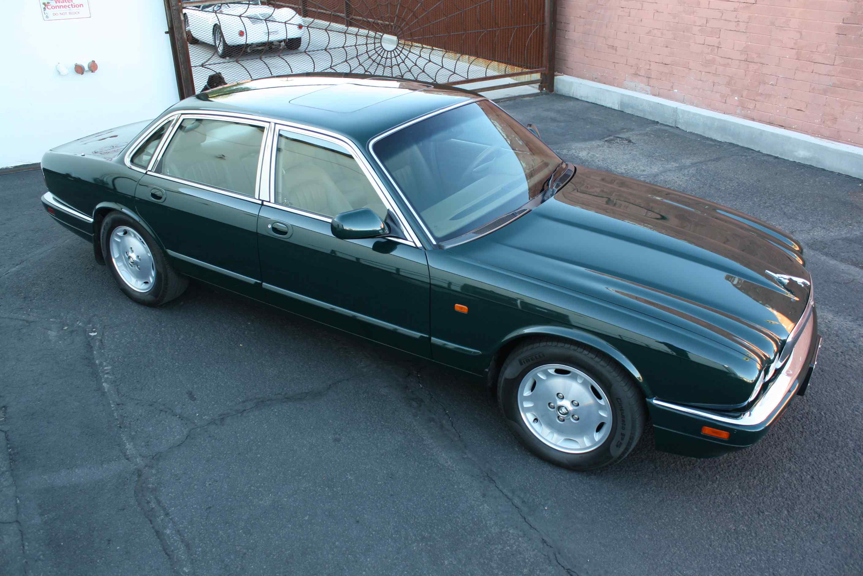 1995 Jaguar XJ6