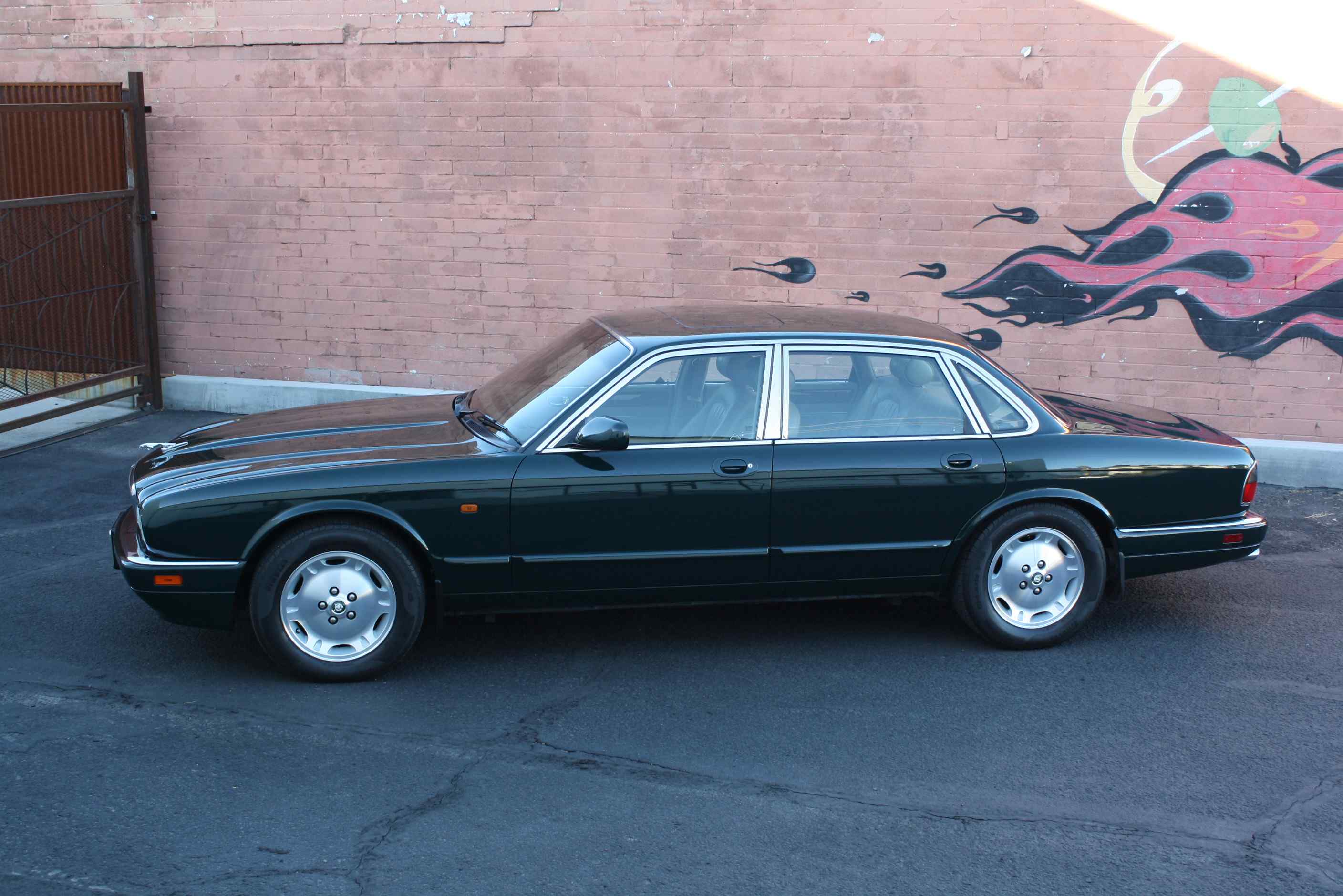 1995 Jaguar XJ6