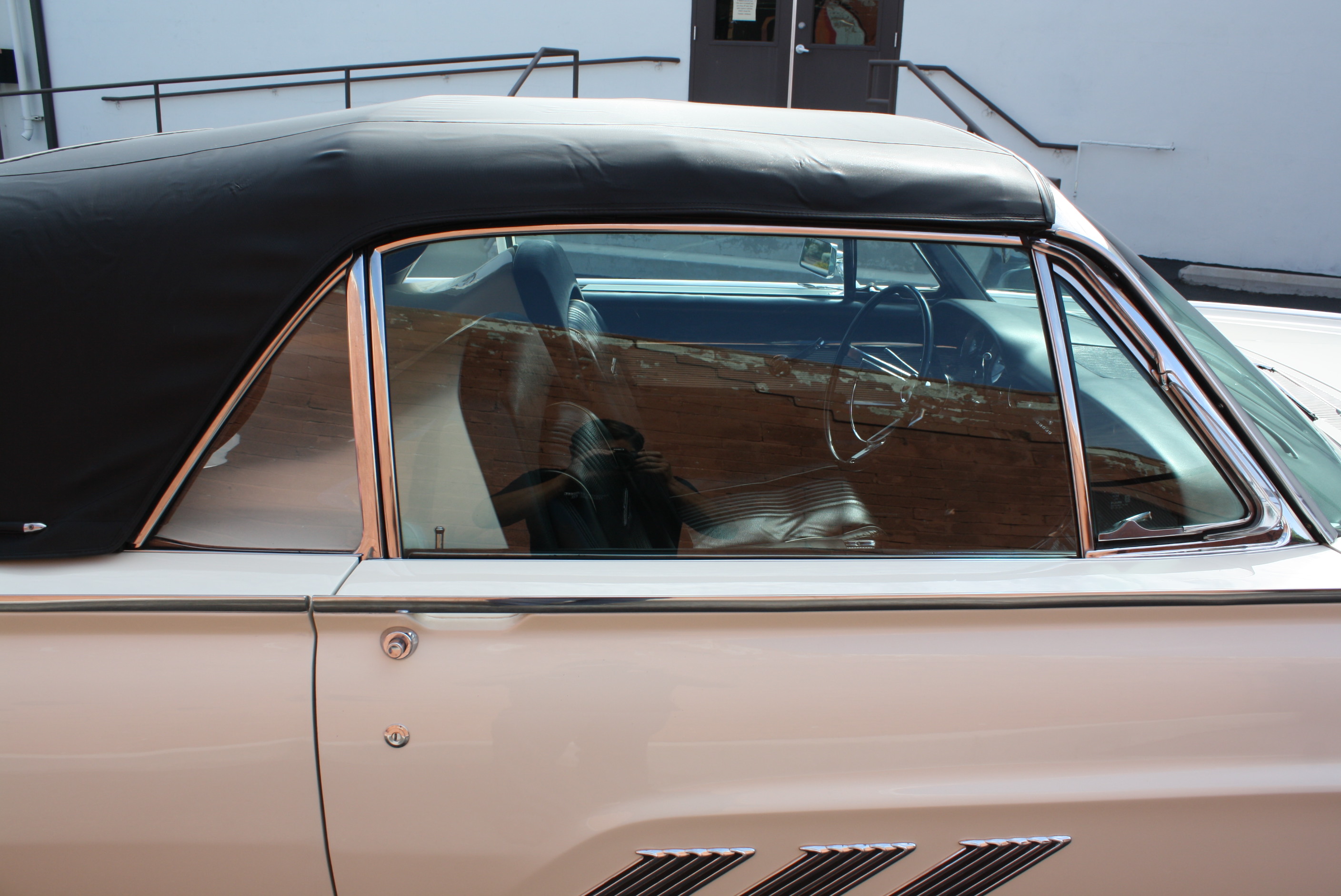 1963 Ford Thunderbird Sports Roadster