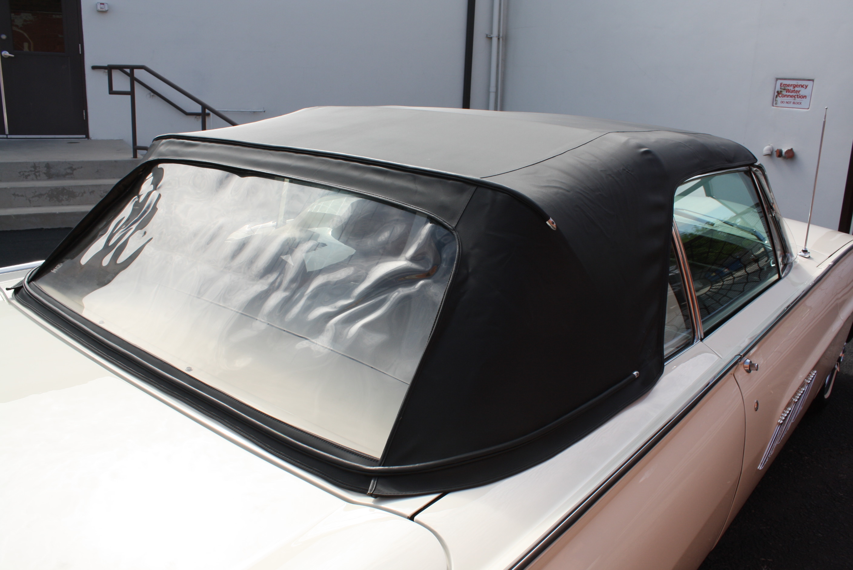 1963 Ford Thunderbird Sports Roadster