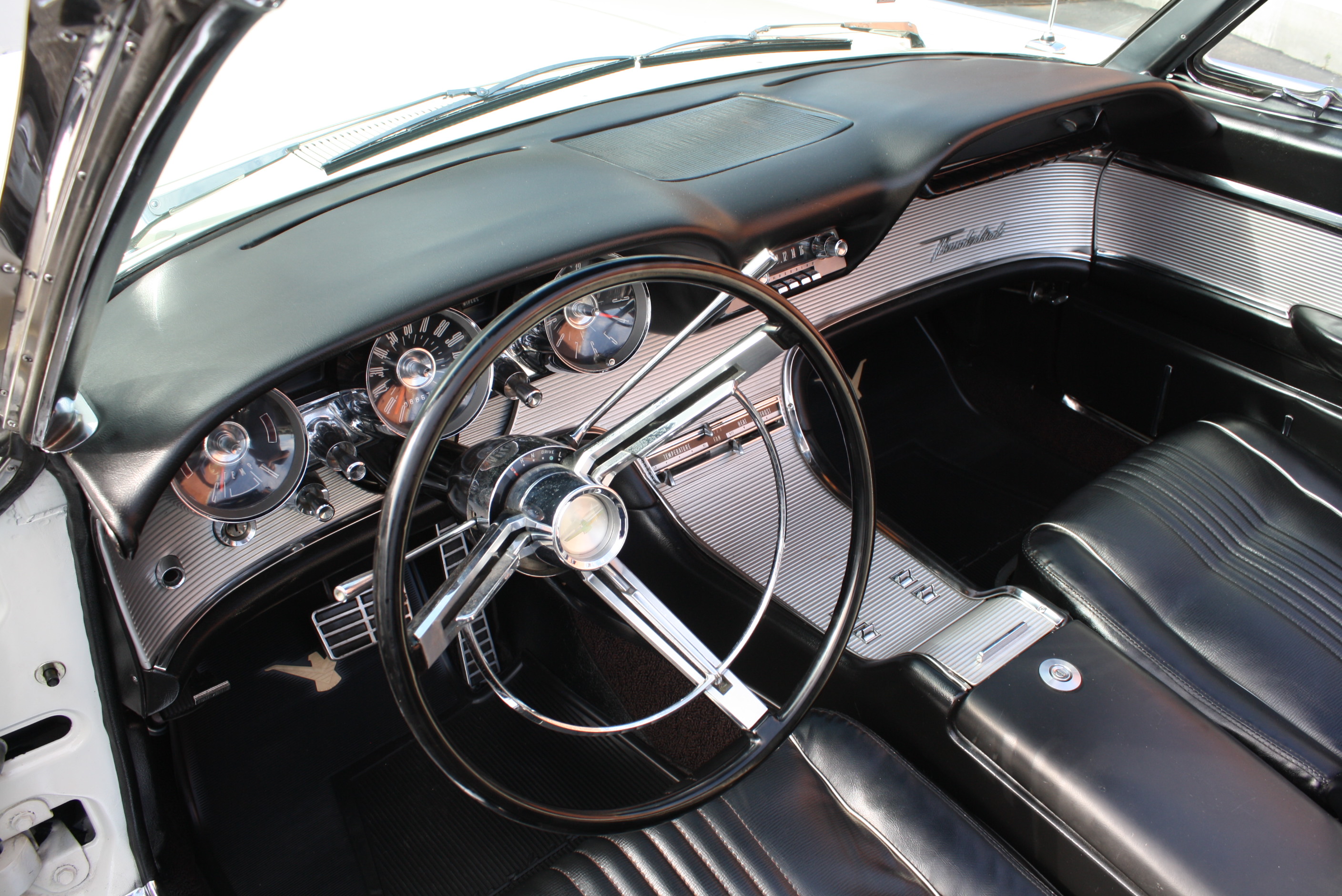 1963 Ford Thunderbird Sports Roadster