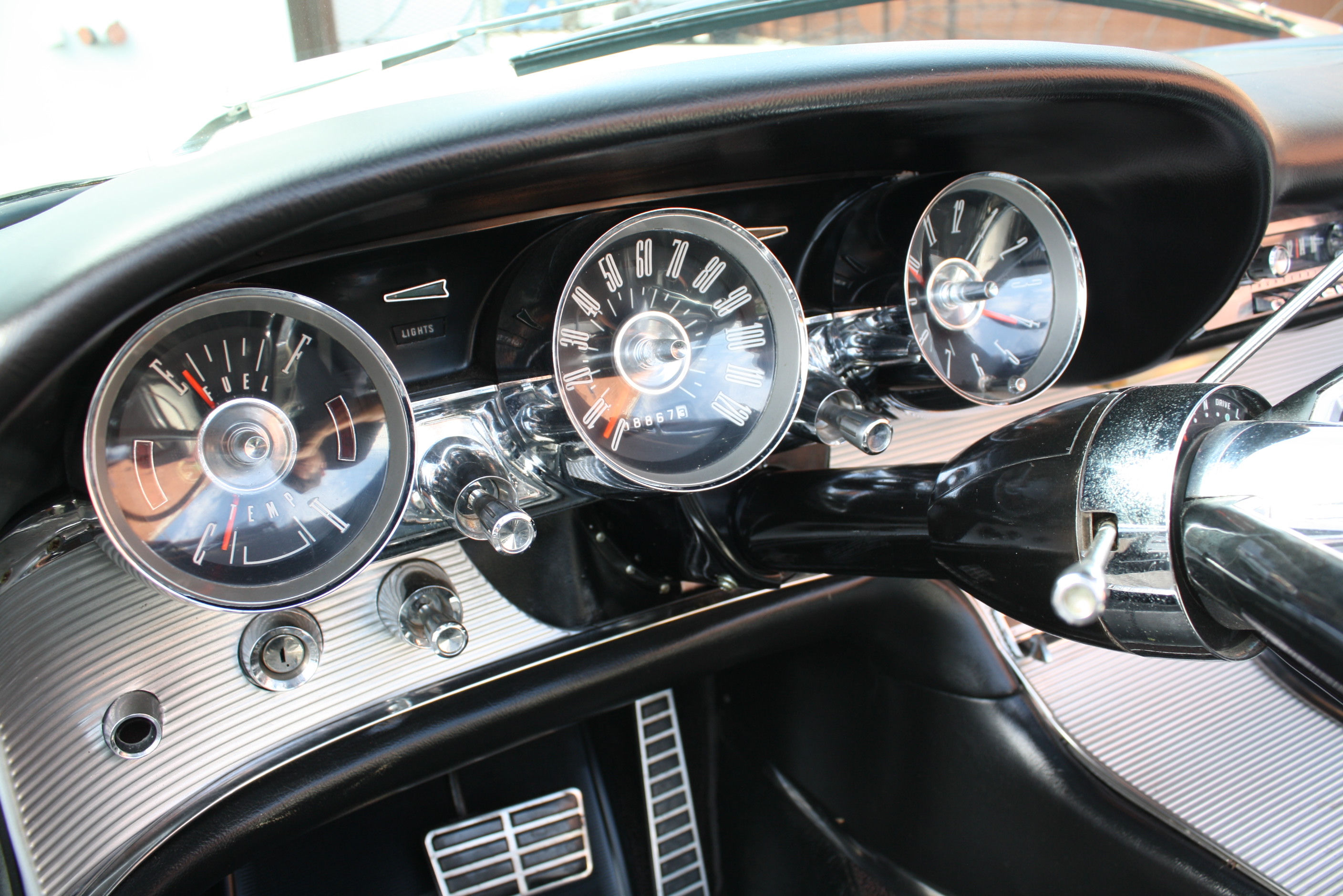 1963 Ford Thunderbird Sports Roadster