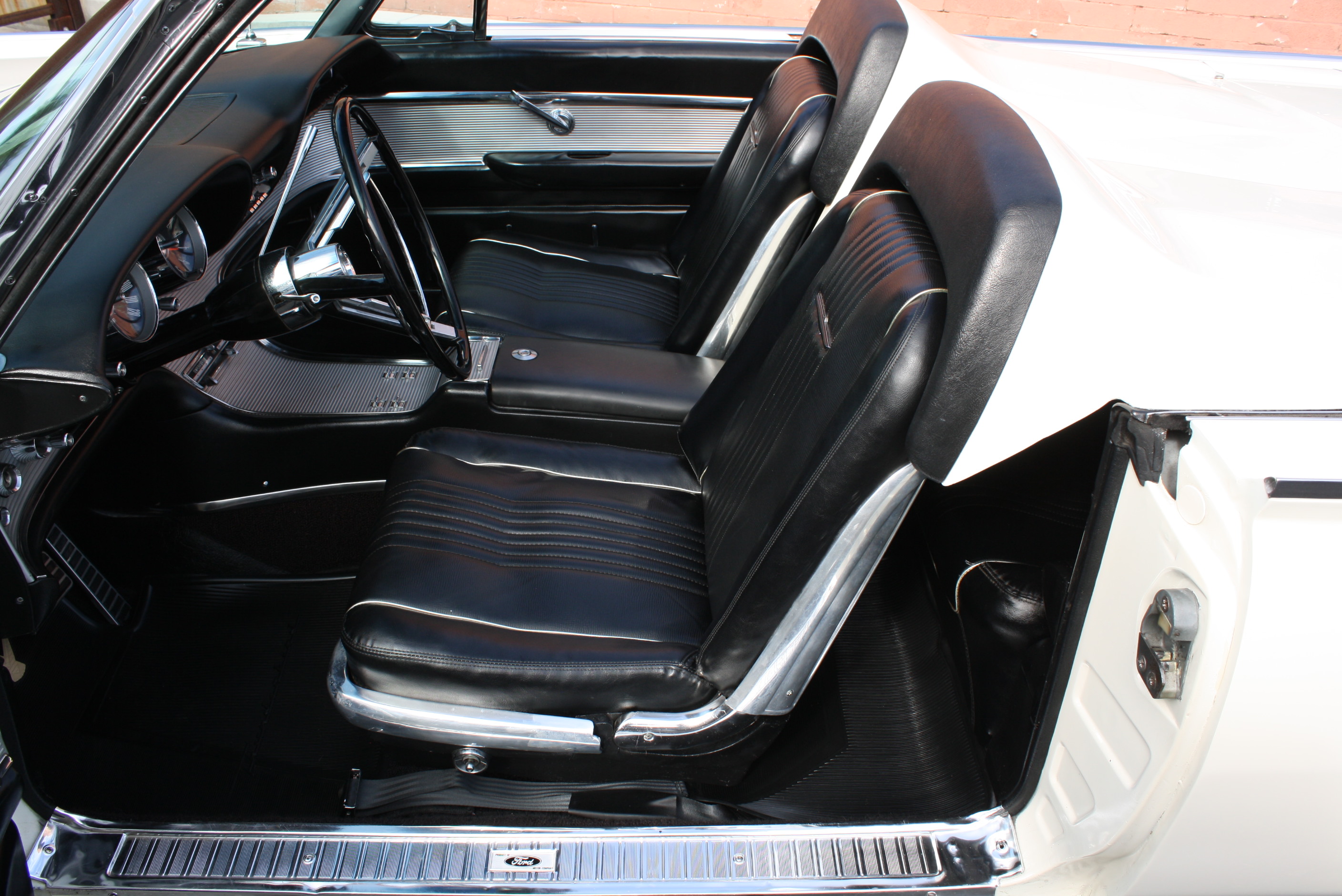 1963 Ford Thunderbird Sports Roadster