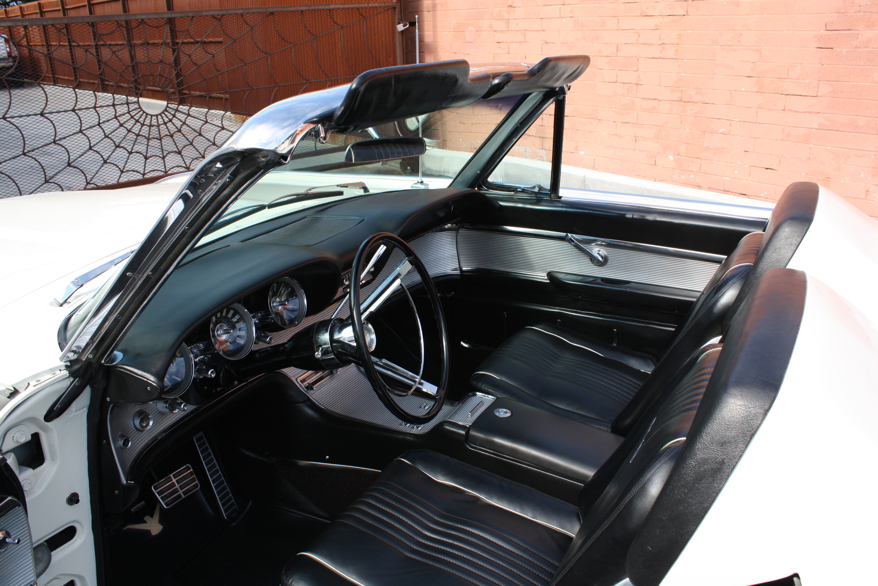 1963 Ford Thunderbird Sports Roadster