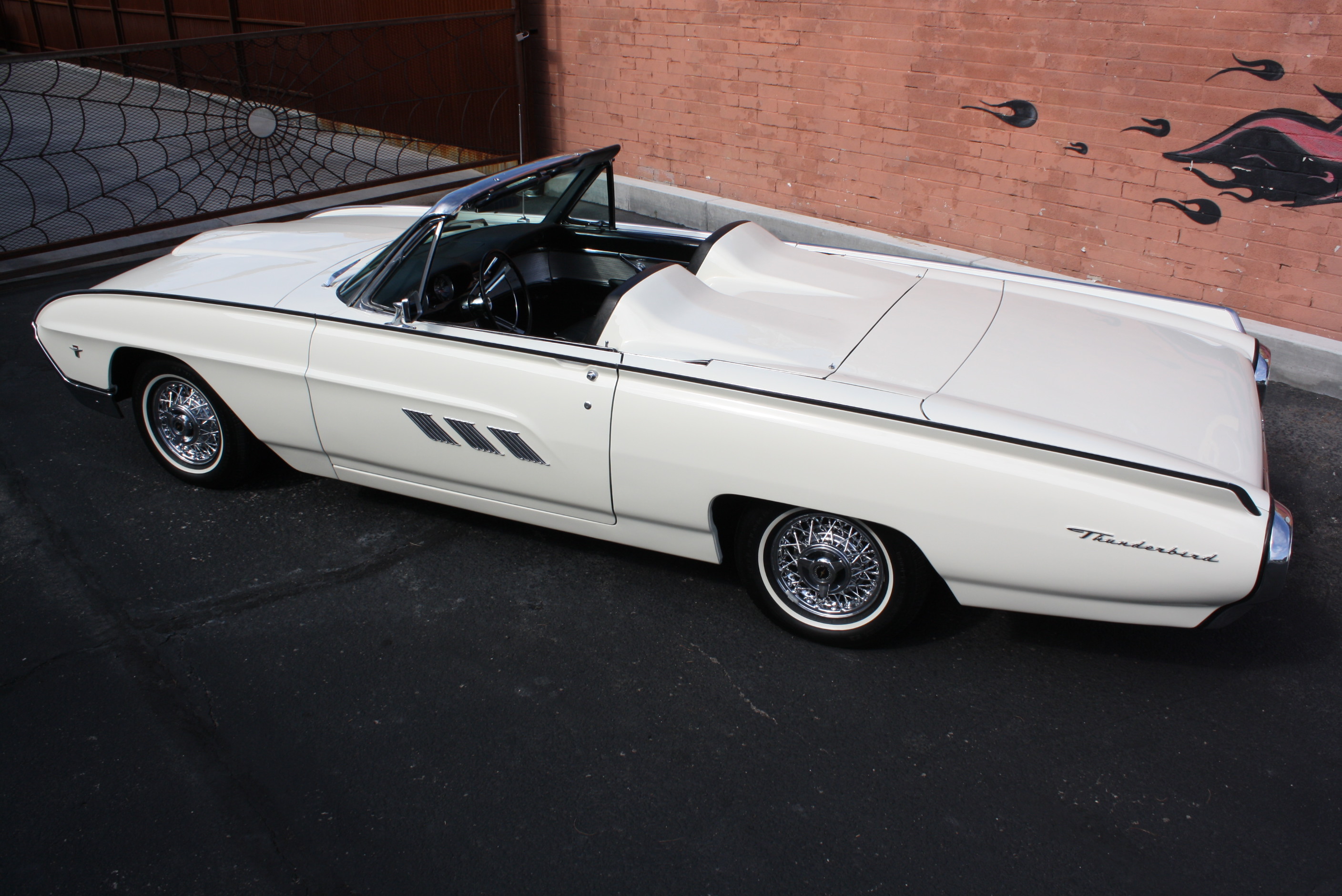 1963 Ford Thunderbird Sports Roadster