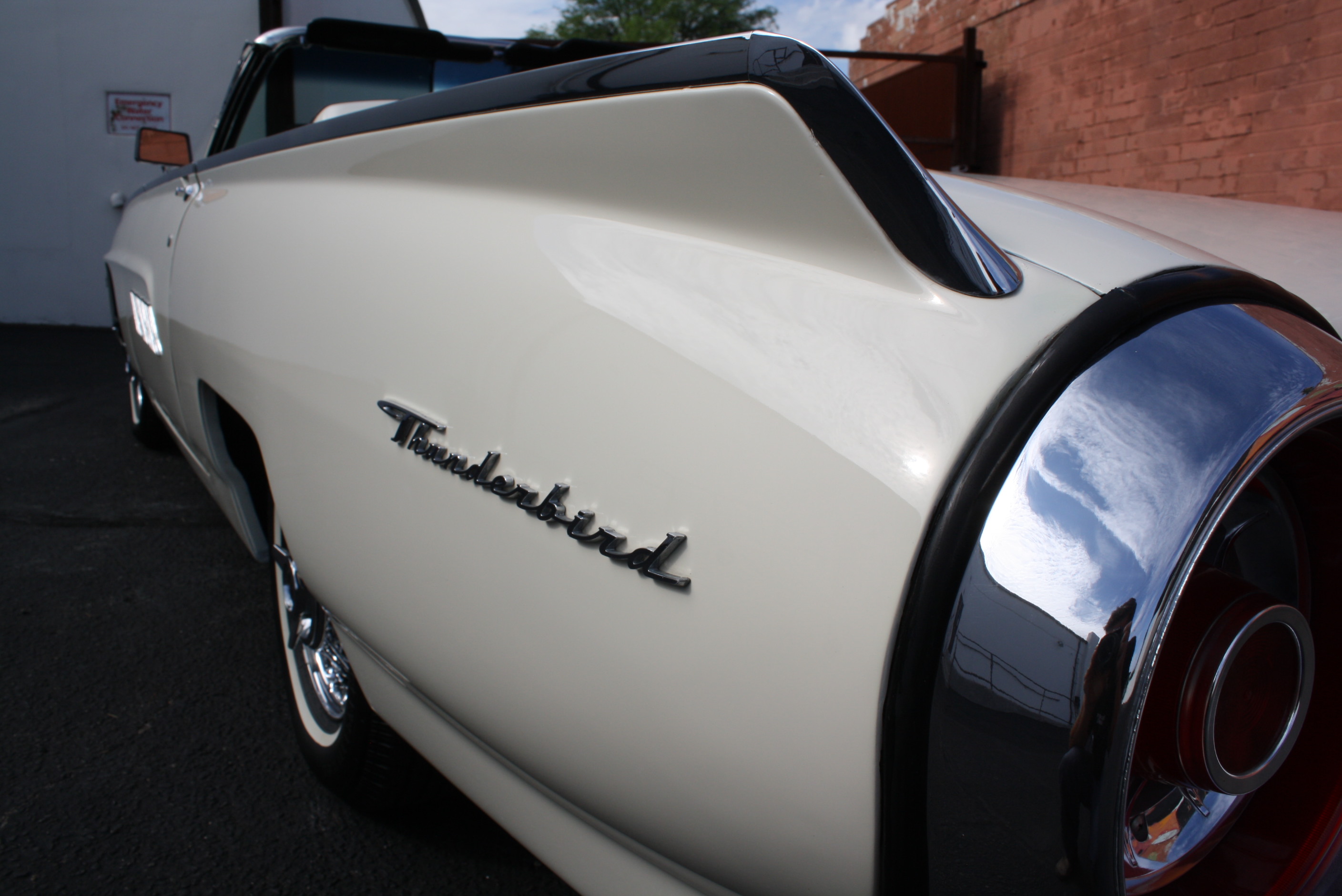 1963 Ford Thunderbird Sports Roadster