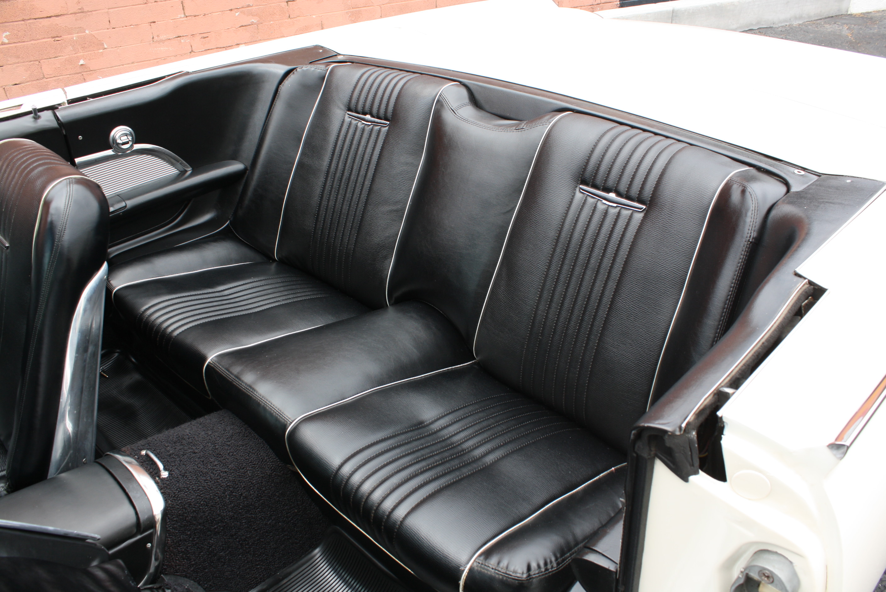 1963 Ford Thunderbird Sports Roadster