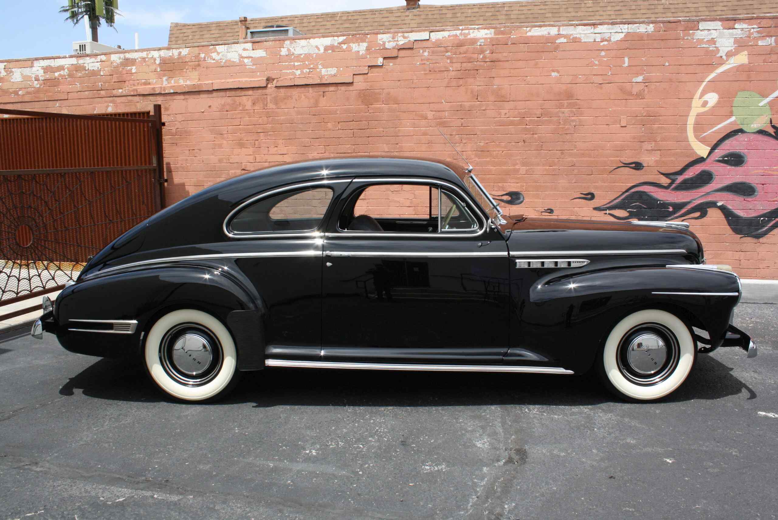 1941 Buick Super Torpedo Sedan
