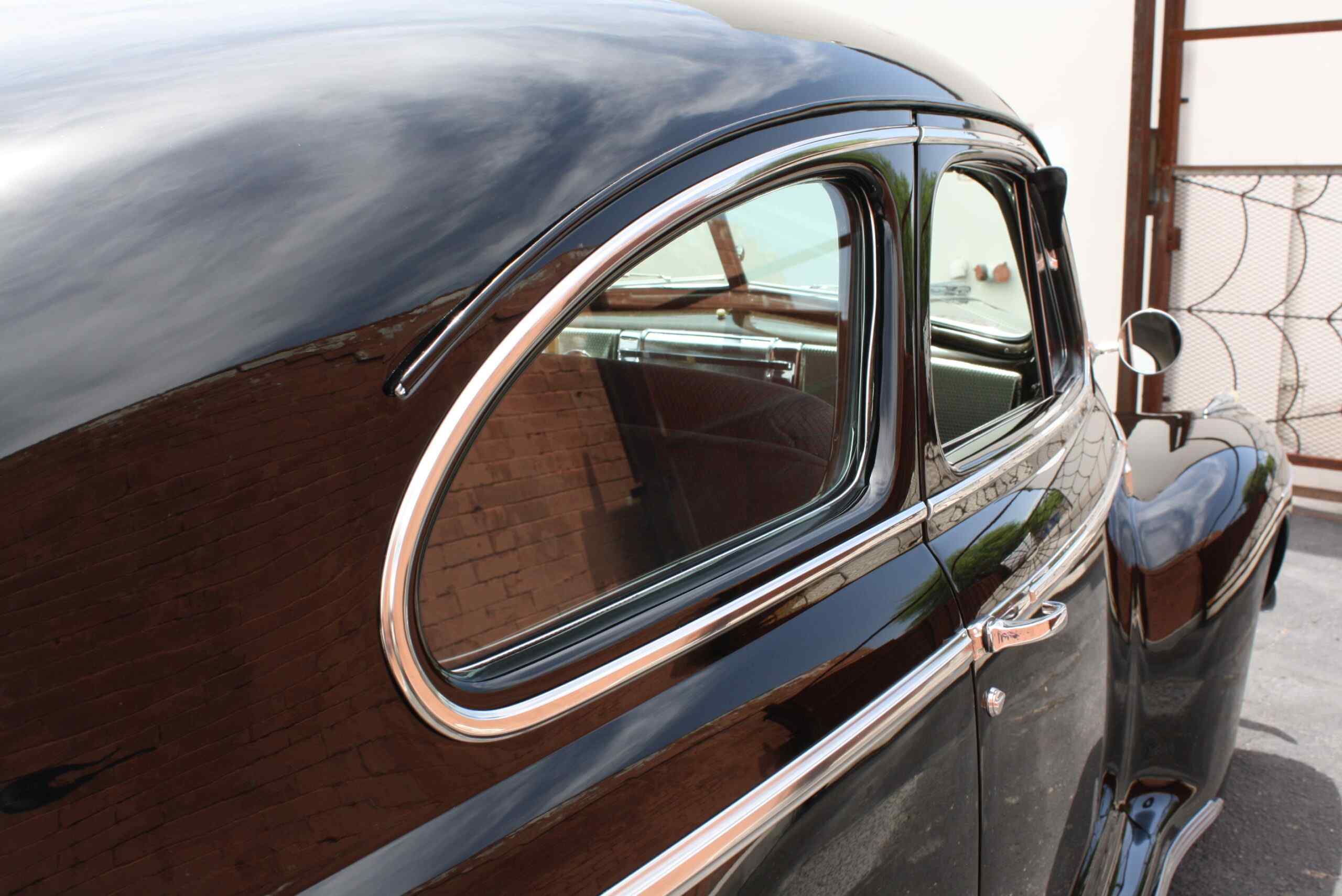 1941 Buick Super Torpedo Sedan