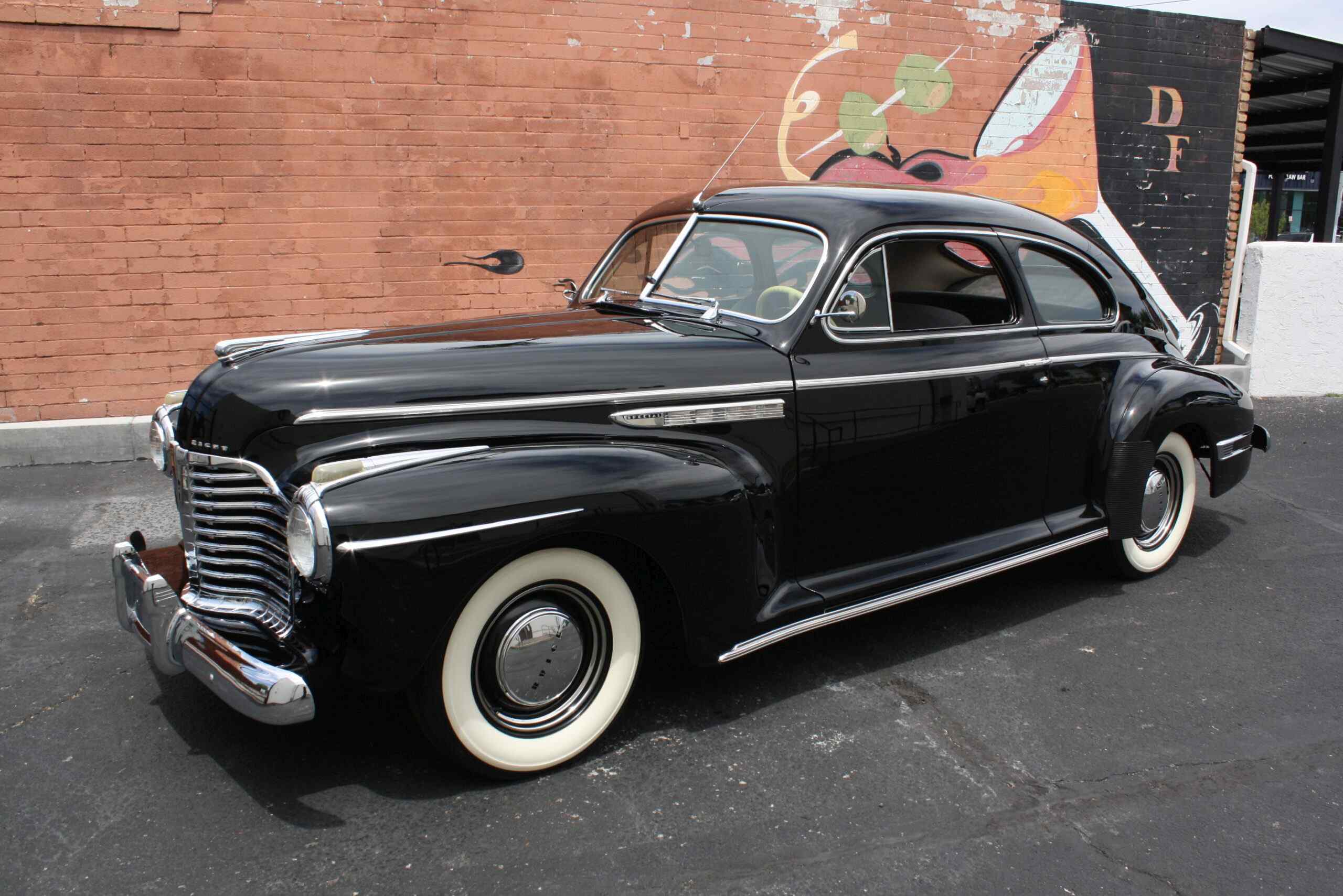 1941 Buick Super Torpedo Sedan