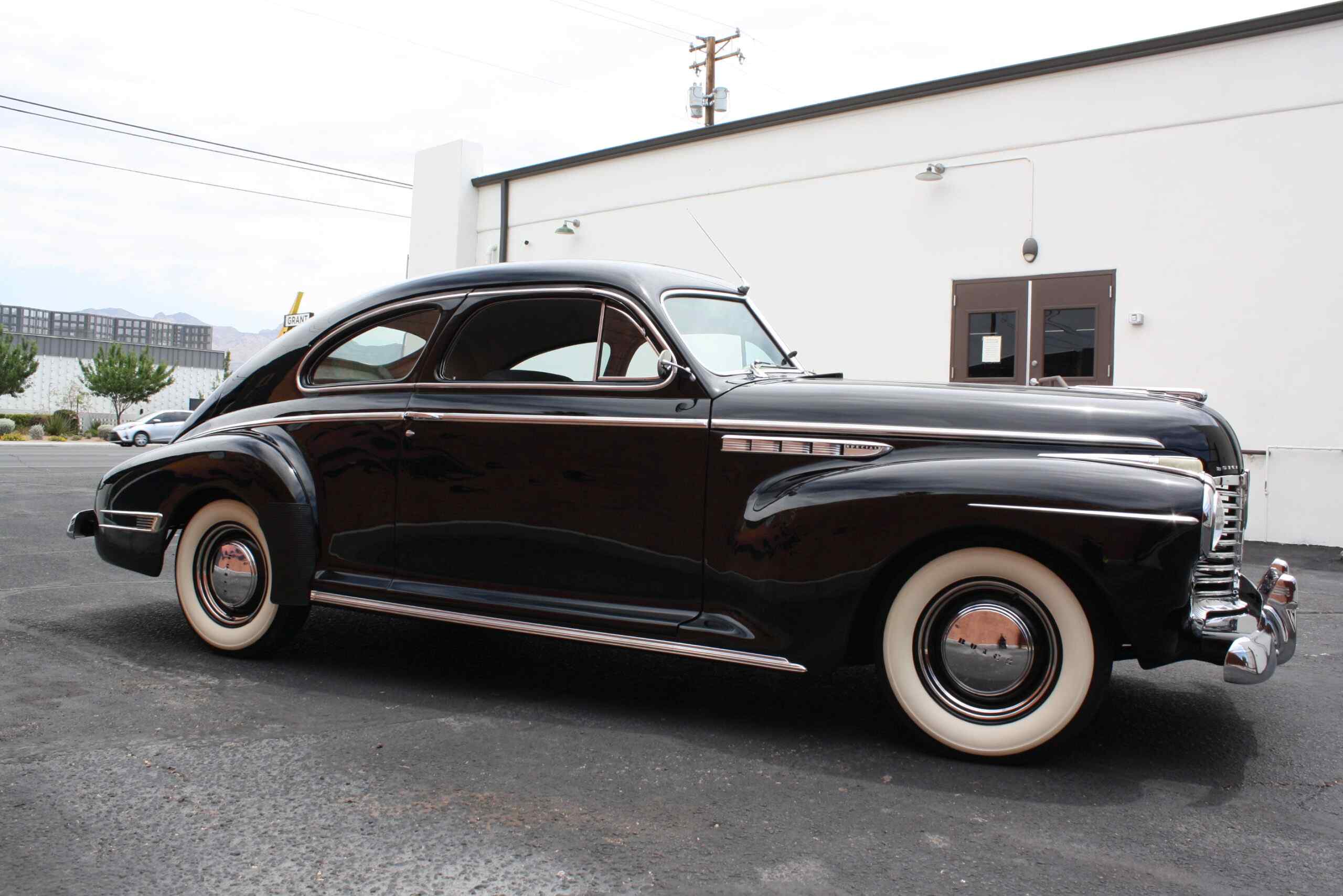 1941 Buick Super Torpedo Sedan