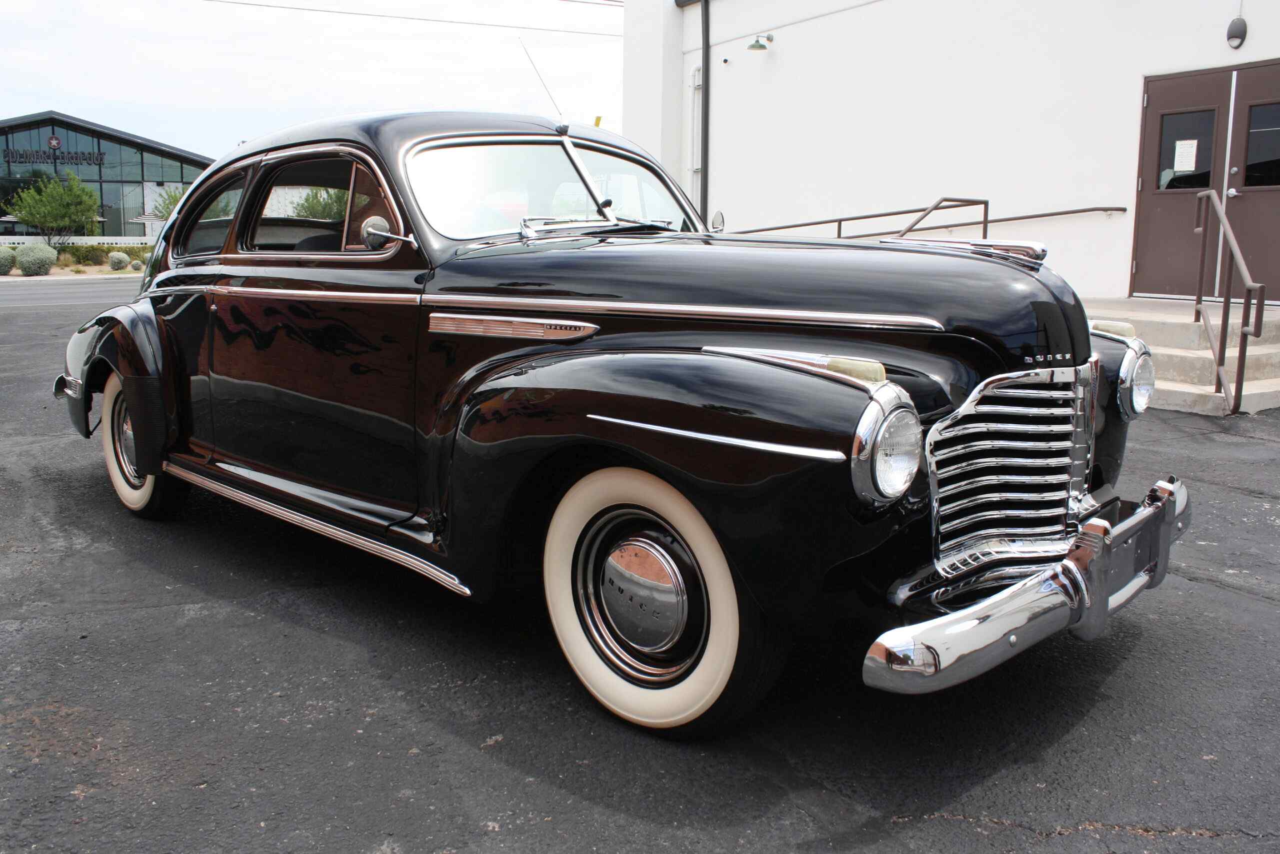1941 Buick Super Torpedo Sedan
