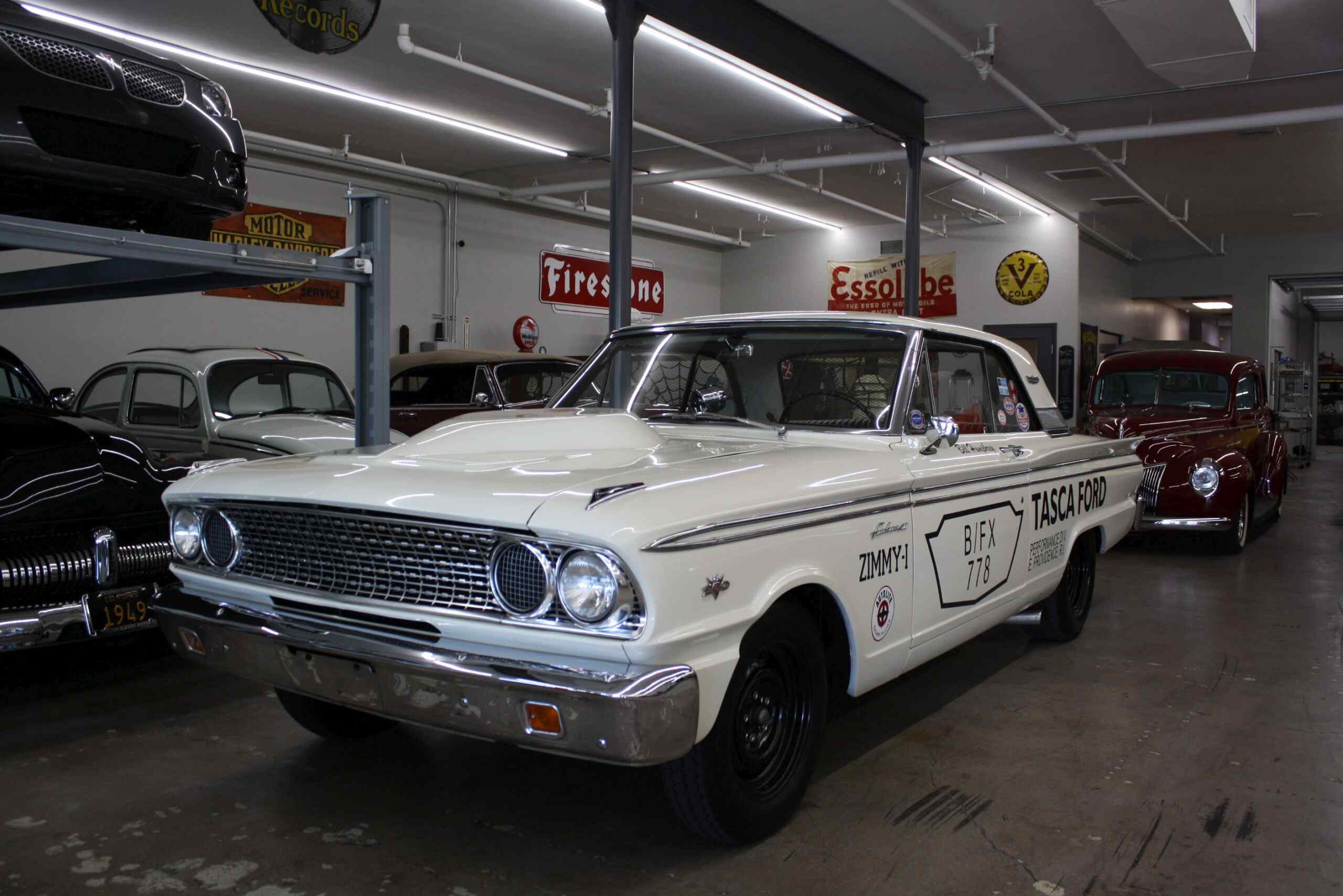 1963 Fairlane B/FX Thunderbolt.
