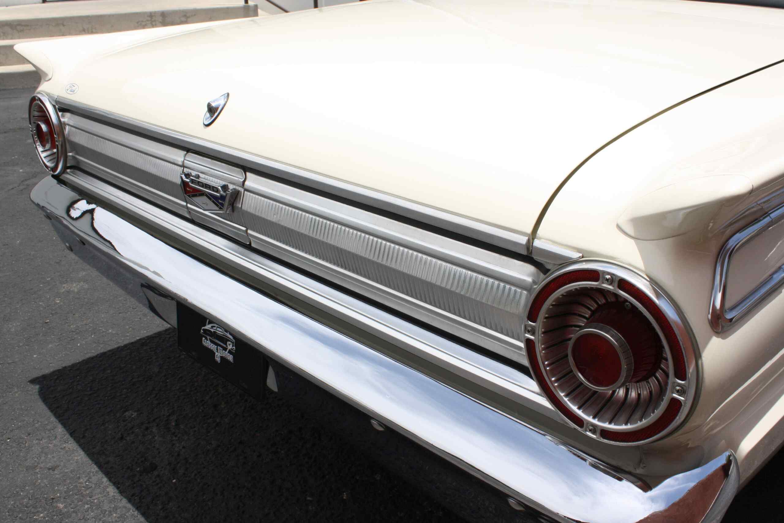 1963 Fairlane B/FX Thunderbolt.