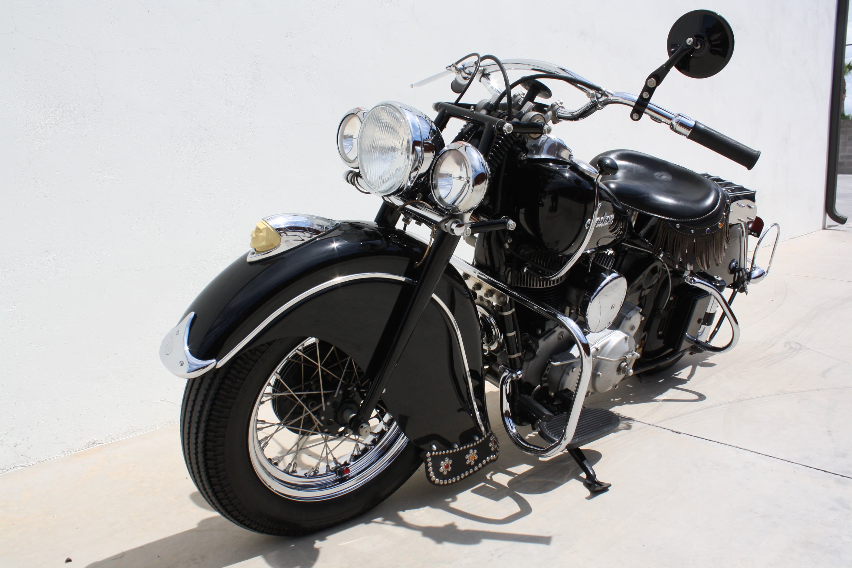 1947 Indian Chief restored by Peter Bollenbach – Tucson Classic