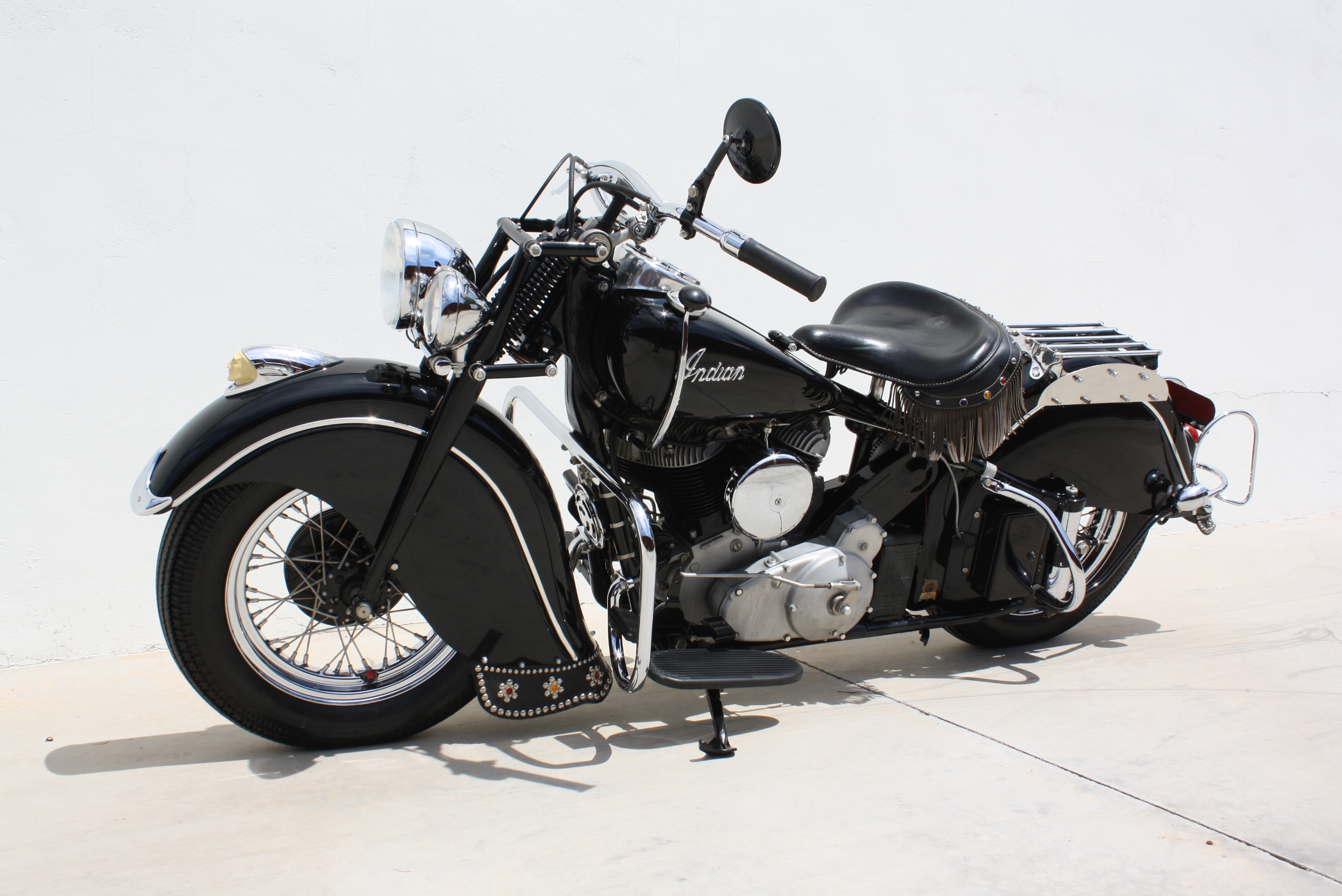 1947 Indian Chief restored by Peter Bollenbach – Tucson Classic