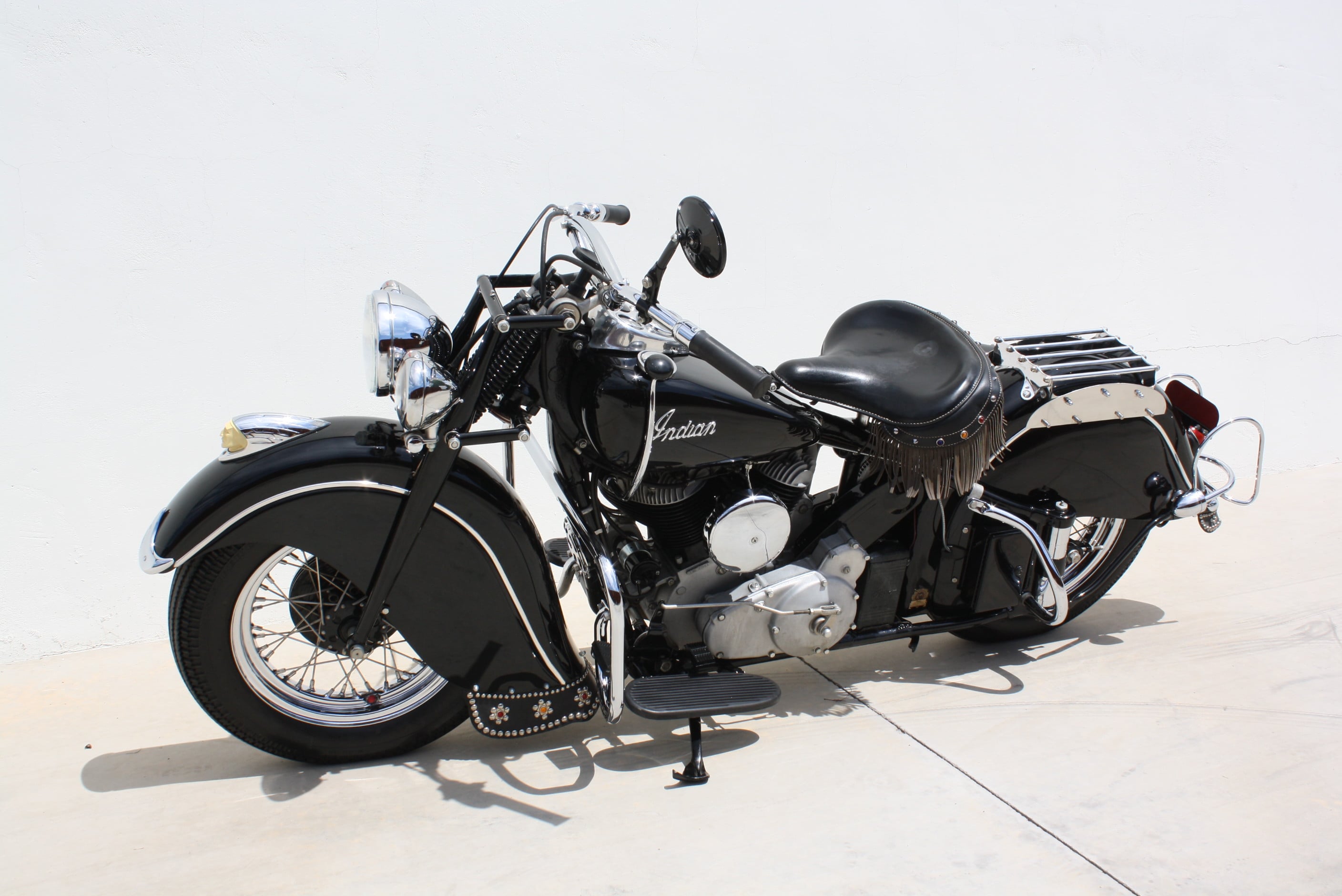 1947 Indian Chief restored by Peter Bollenbach – Tucson Classic
