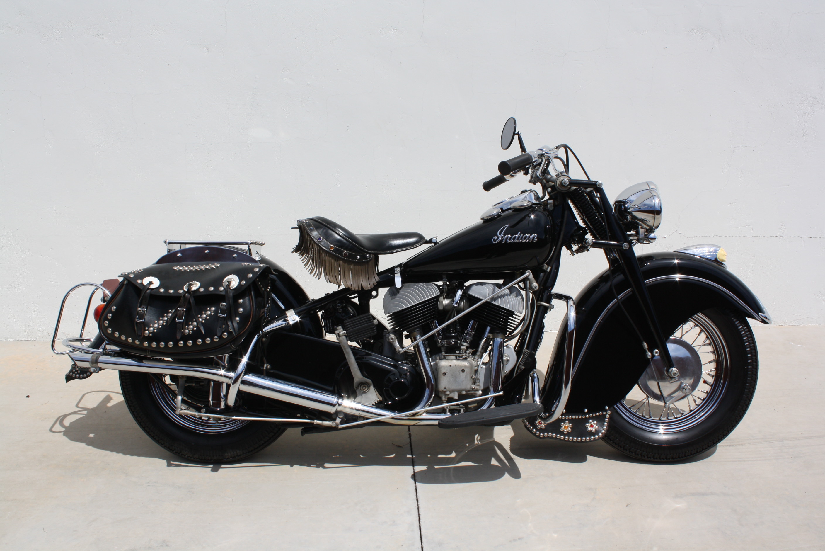 1947 Indian Chief restored by Peter Bollenbach – Tucson Classic