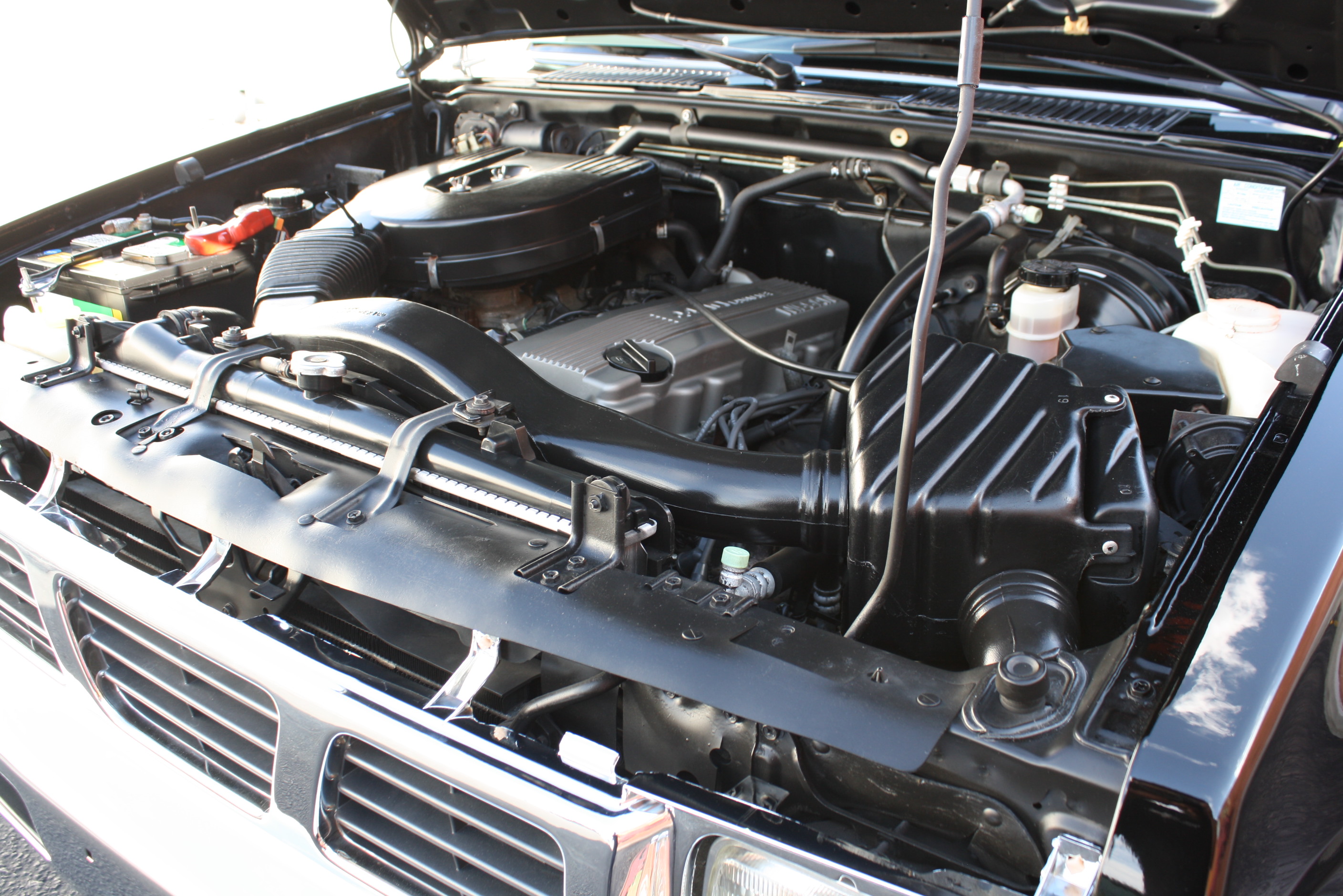 1997 Nissan XE 4×4 manual 5 speed!