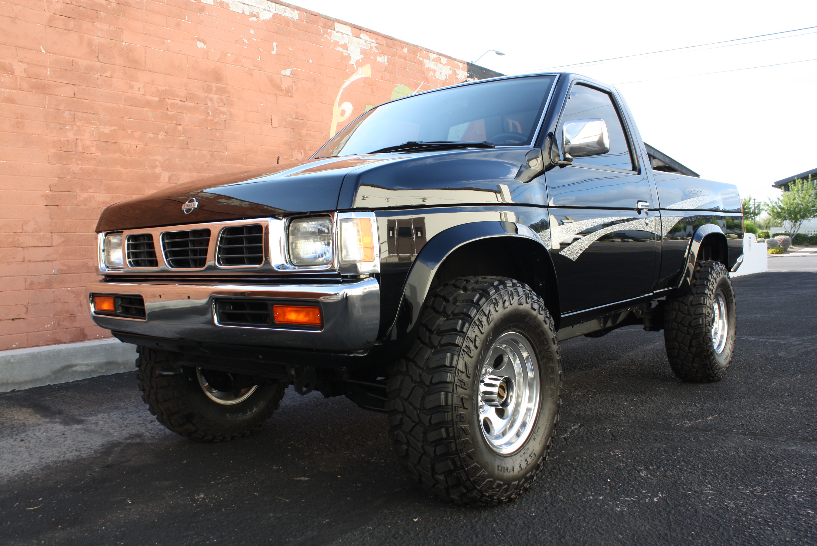 1997 Nissan XE 4×4 manual 5 speed!