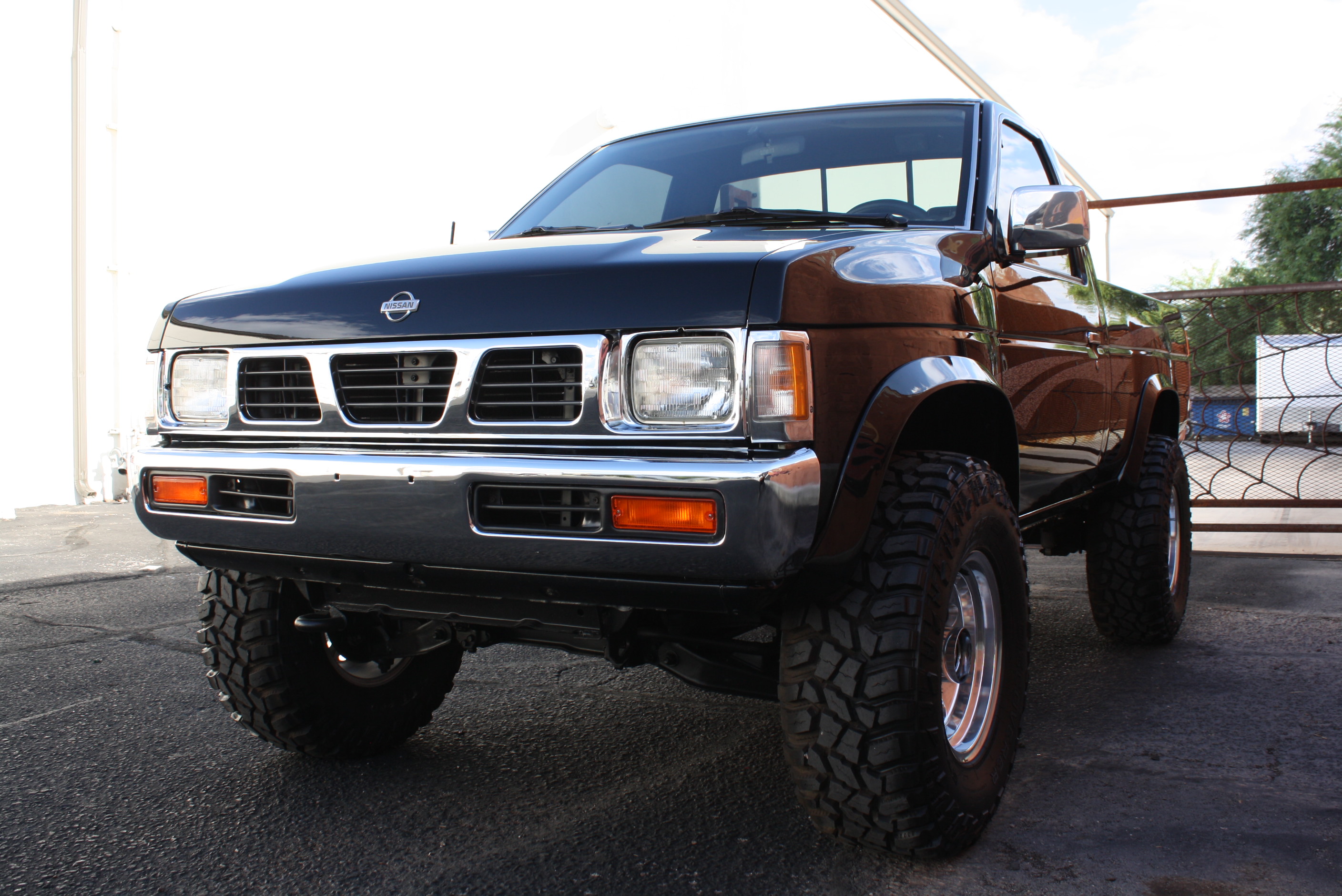 1997 Nissan XE 4×4 manual 5 speed!