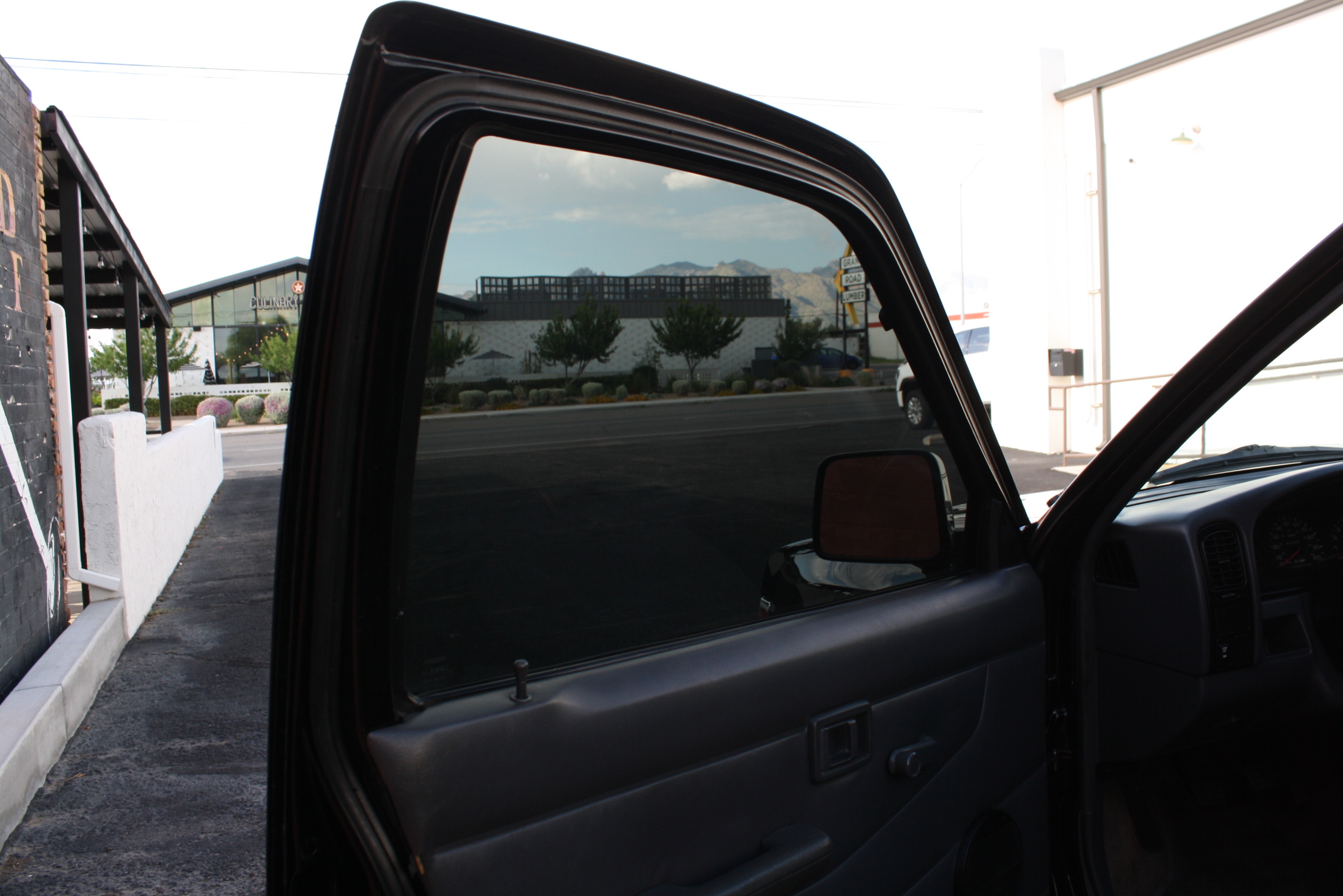 1997 Nissan XE 4×4 manual 5 speed!
